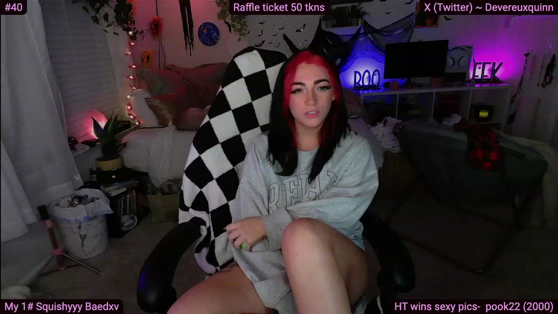 Gallery image thumbnail from Devereuxquinn's myfreecams stream on, 10/04/2023, 09:16 image 18 of 20