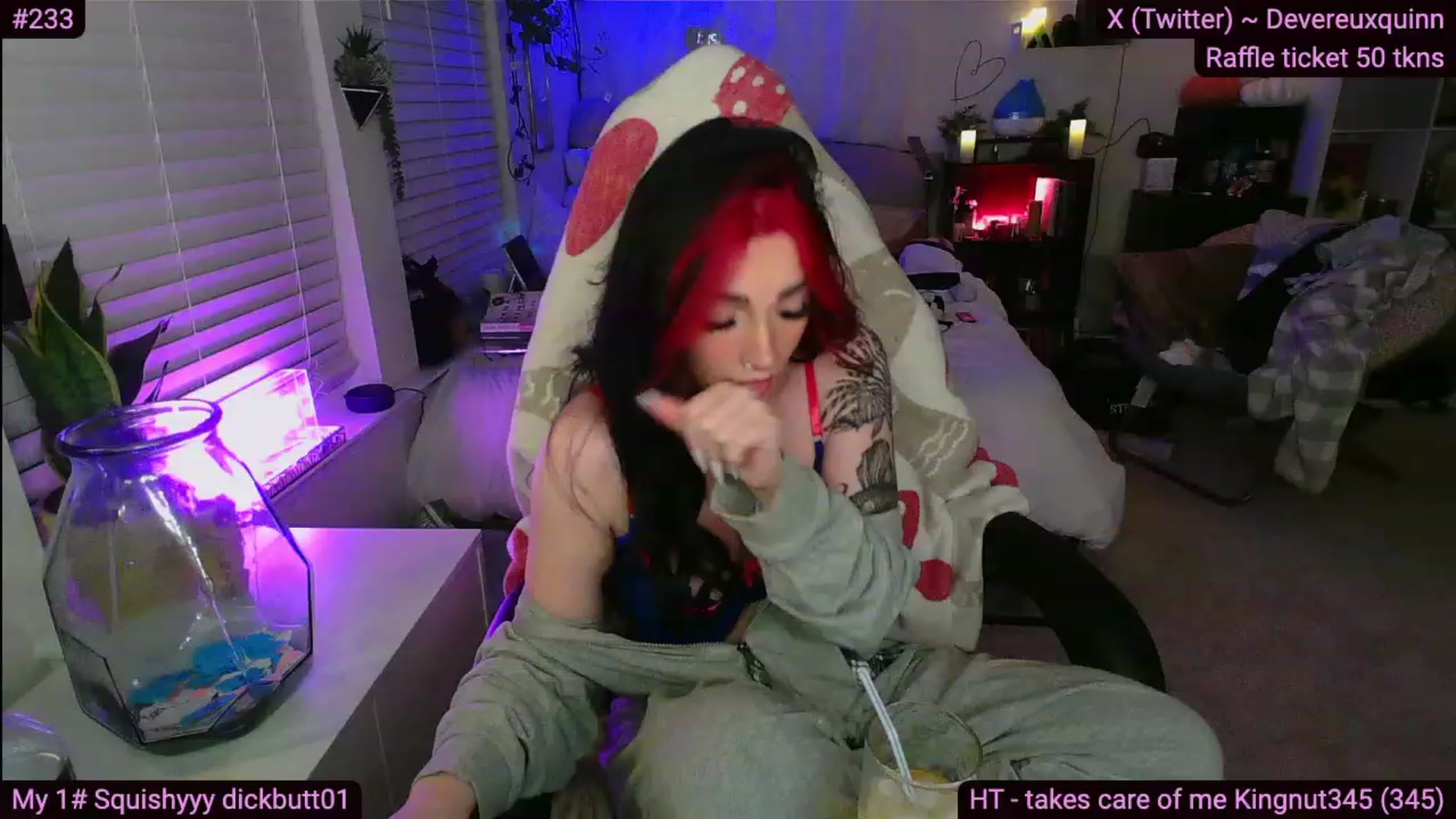 Gallery image thumbnail from Devereuxquinn's myfreecams stream on, 11/01/2023, 06:46 image 3 of 20