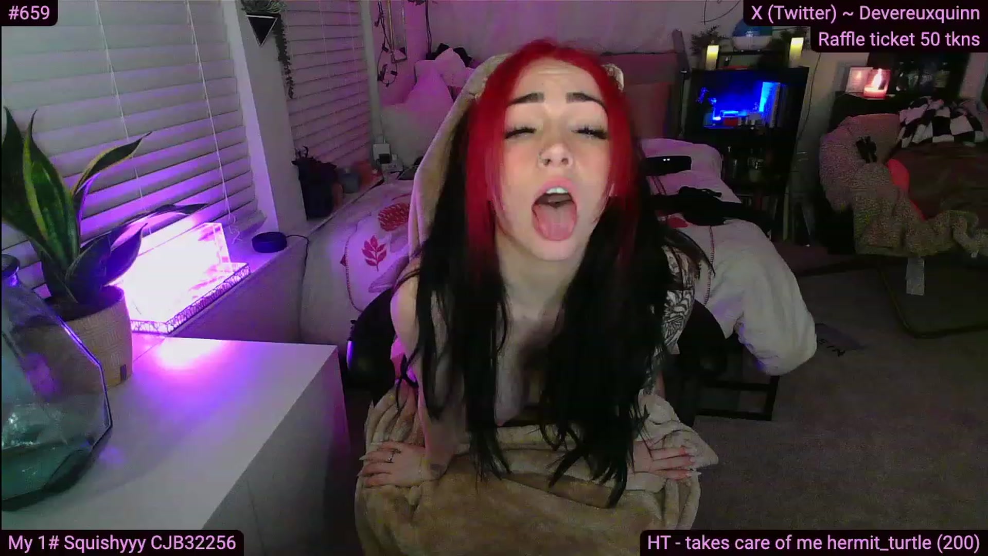 Gallery image thumbnail from Devereuxquinn's myfreecams stream on, 11/03/2023, 07:41 image 14 of 20