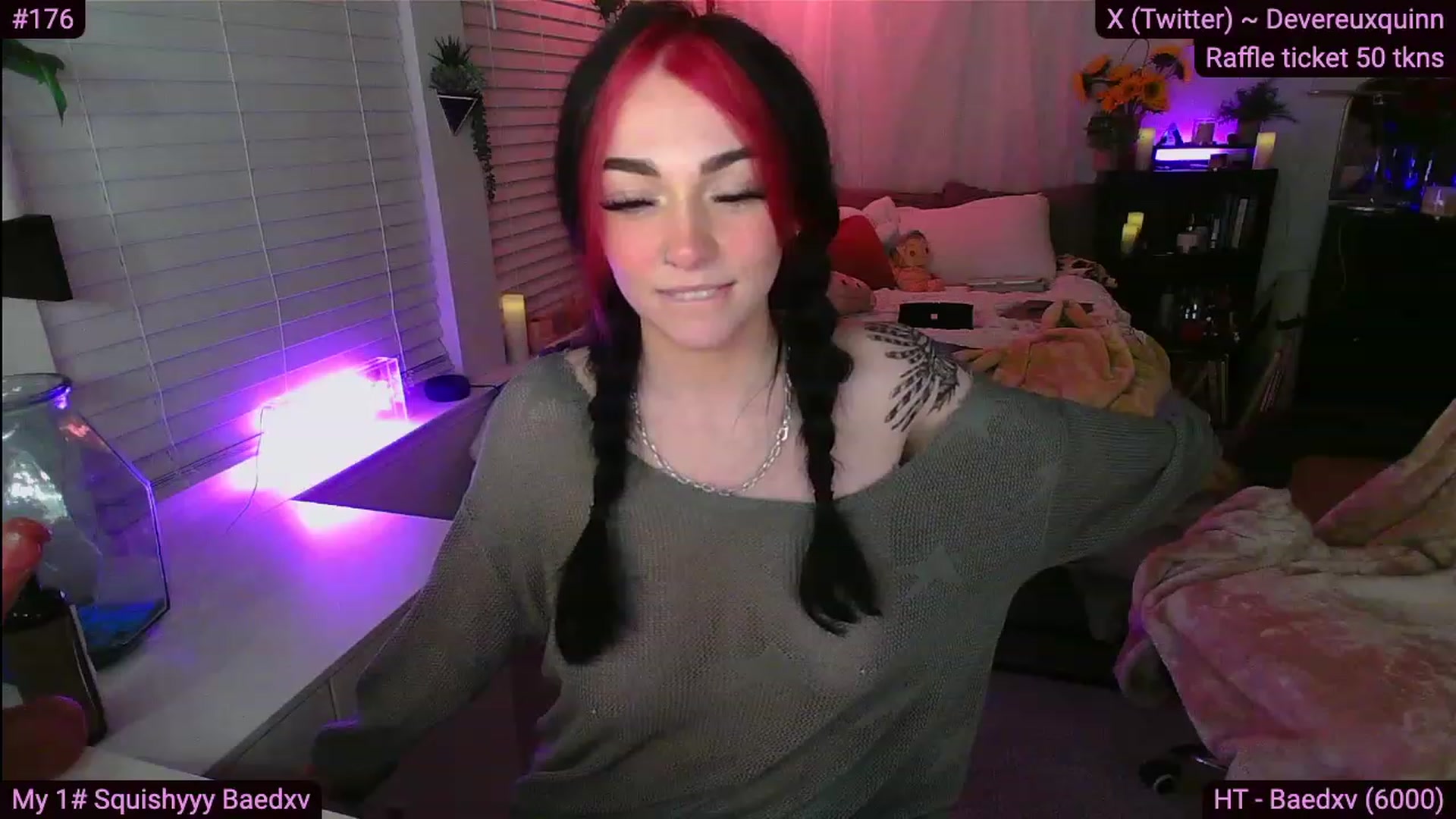 Gallery image thumbnail from Devereuxquinn's myfreecams stream on, 11/15/2023, 07:08 image 7 of 20