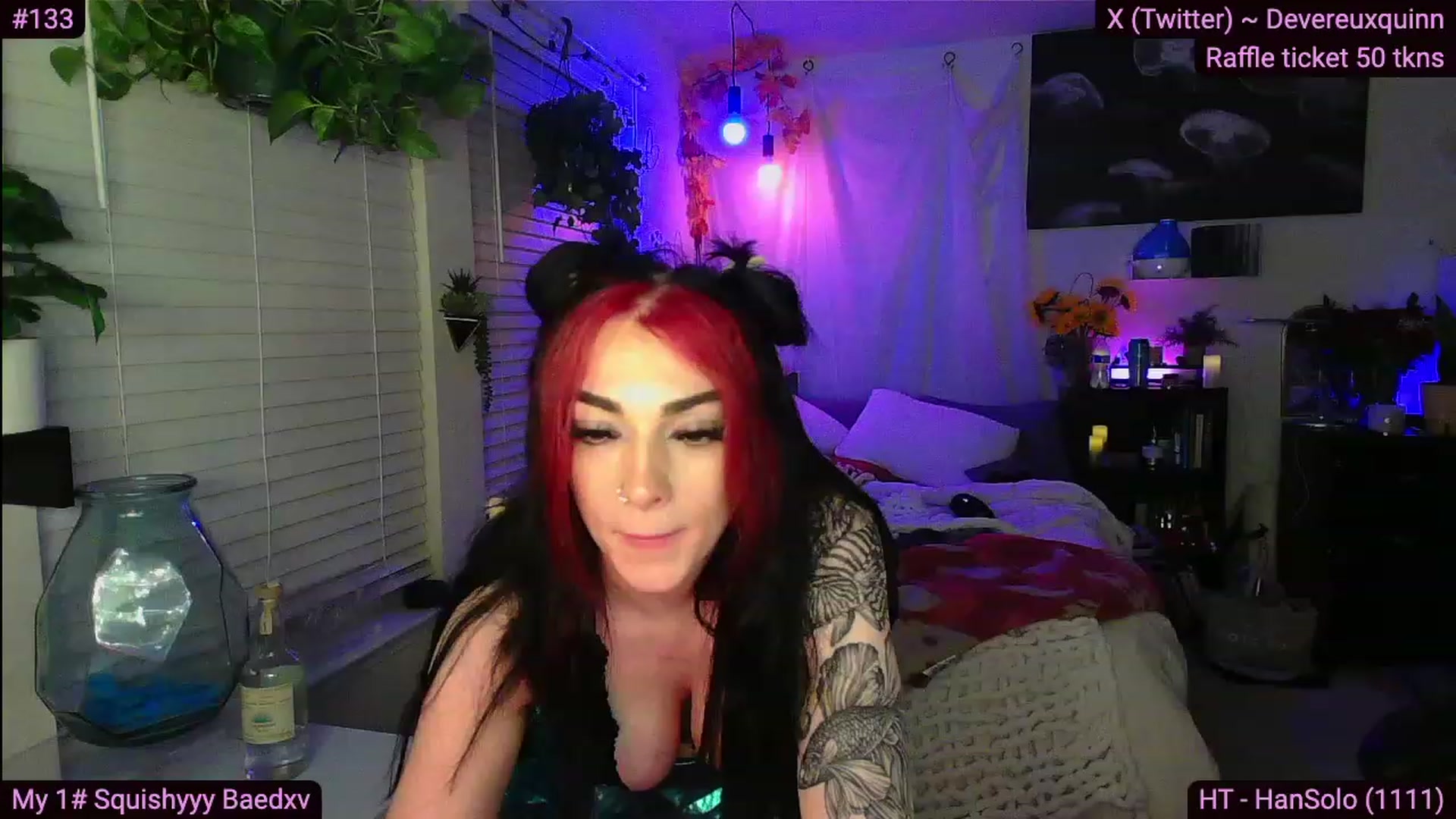 Gallery image thumbnail from Devereuxquinn's myfreecams stream on, 11/17/2023, 06:00 image 15 of 20