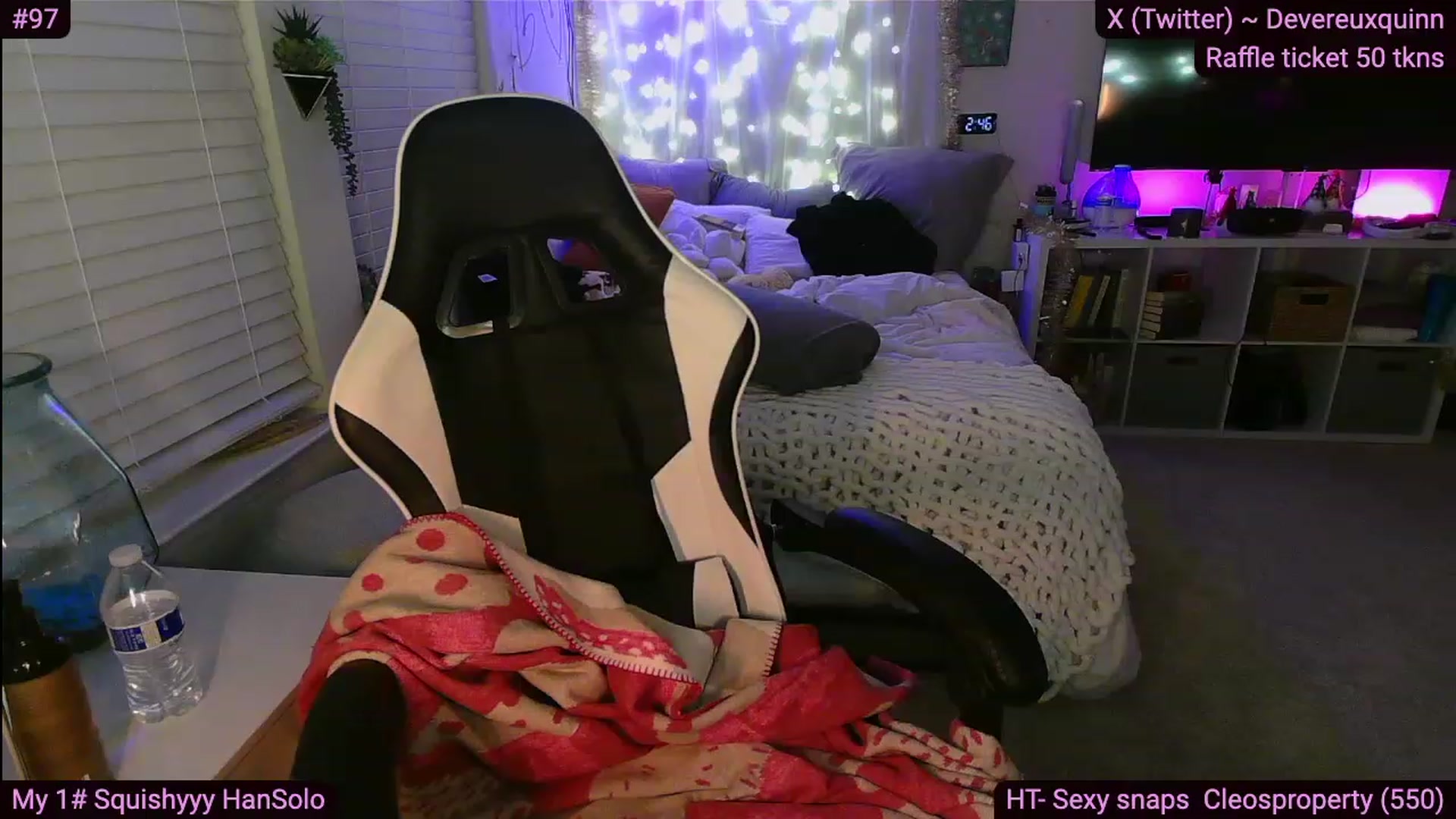 Gallery image thumbnail from Devereuxquinn's myfreecams stream on, 11/26/2023, 07:58 image 19 of 20