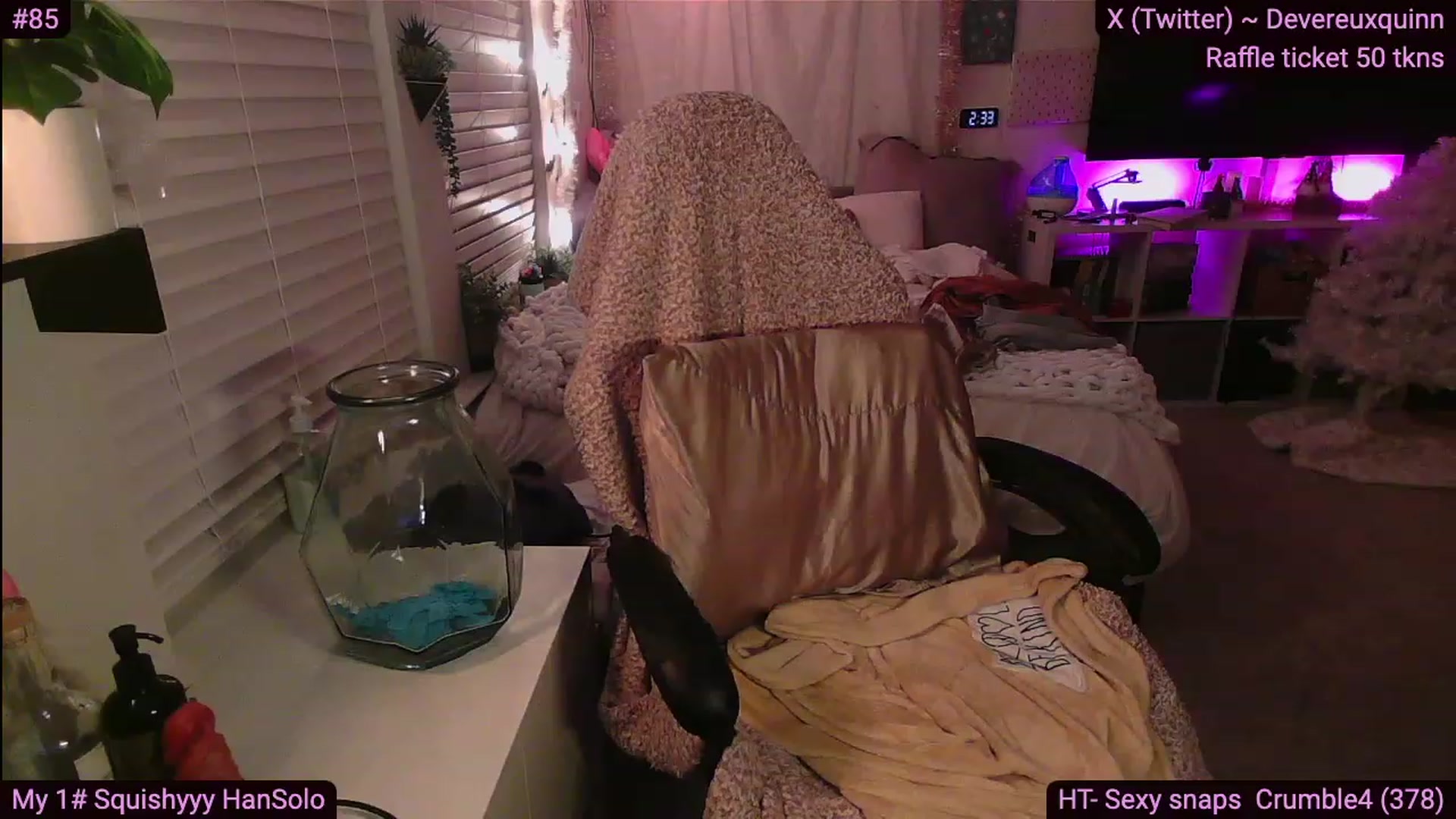 Gallery image thumbnail from Devereuxquinn's myfreecams stream on, 11/29/2023, 08:14 image 10 of 20