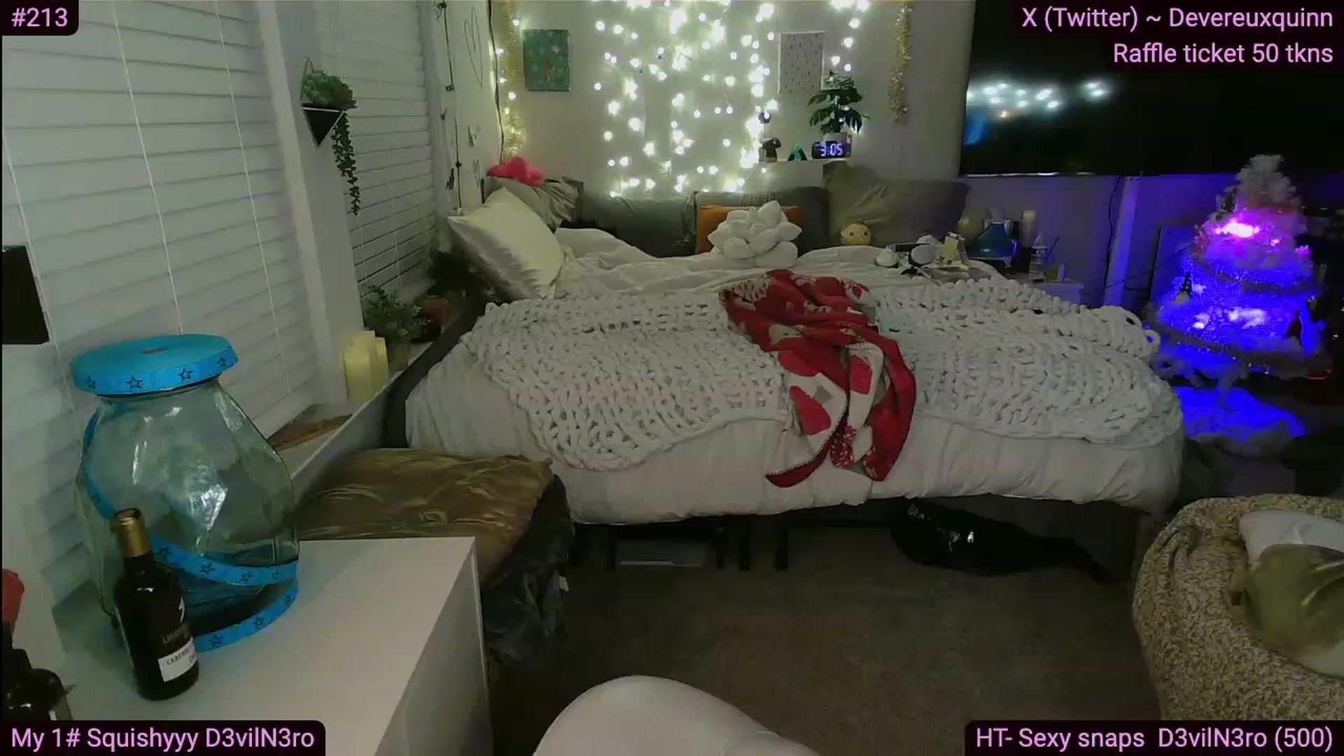 Gallery image thumbnail from Devereuxquinn's myfreecams stream on, 12/02/2023, 08:22 image 17 of 20
