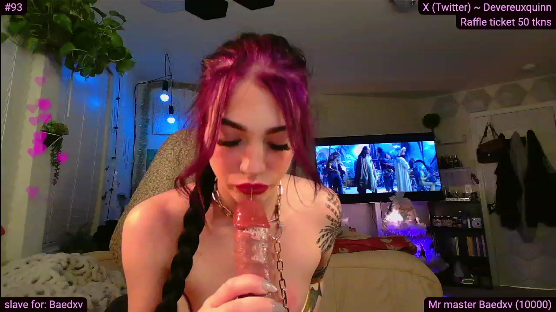 Gallery image thumbnail from Devereuxquinn's myfreecams stream on, 12/05/2023, 06:22 image 2 of 20