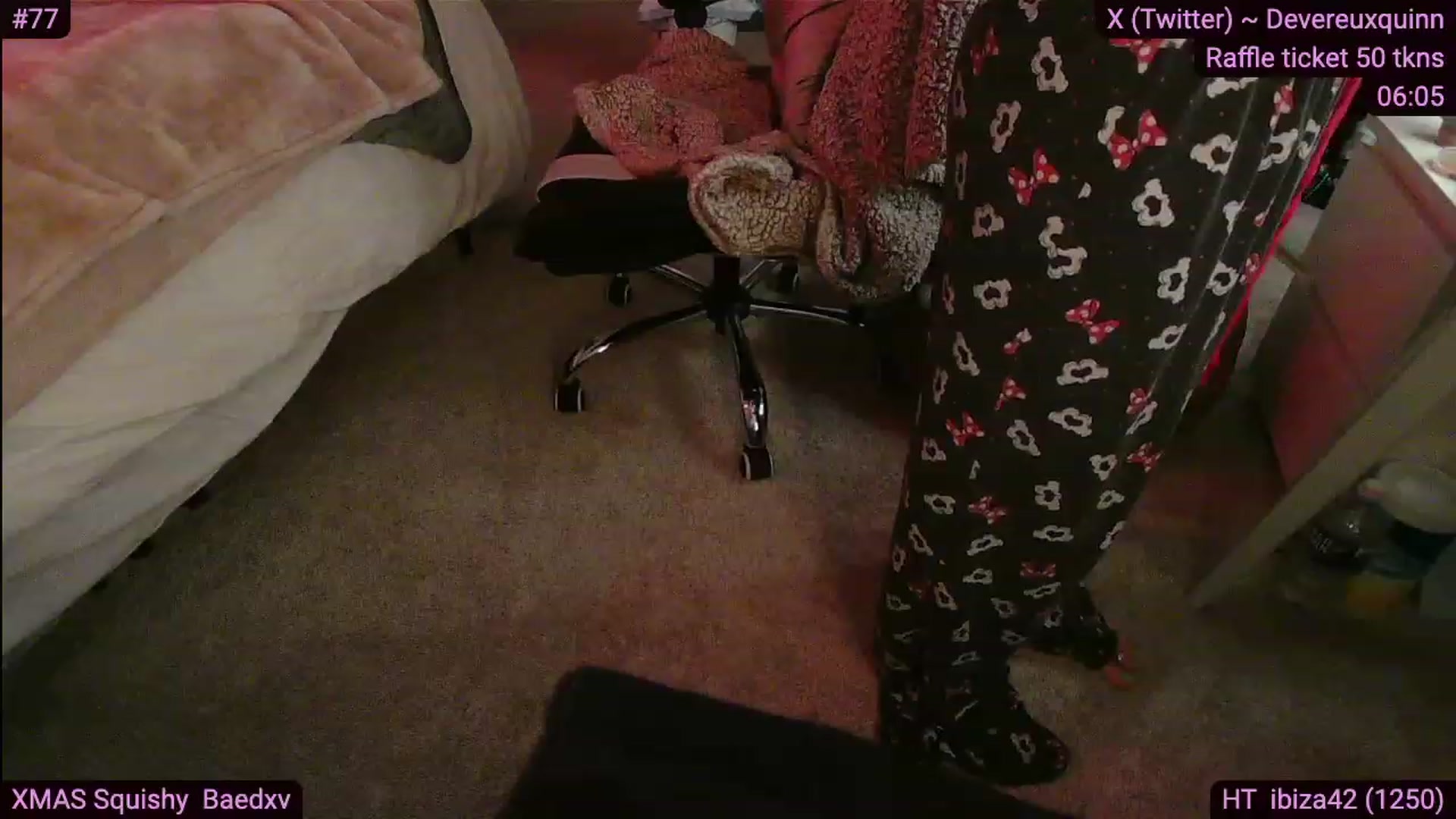 Gallery image thumbnail from Devereuxquinn's myfreecams stream on, 12/06/2023, 07:56 image 5 of 20