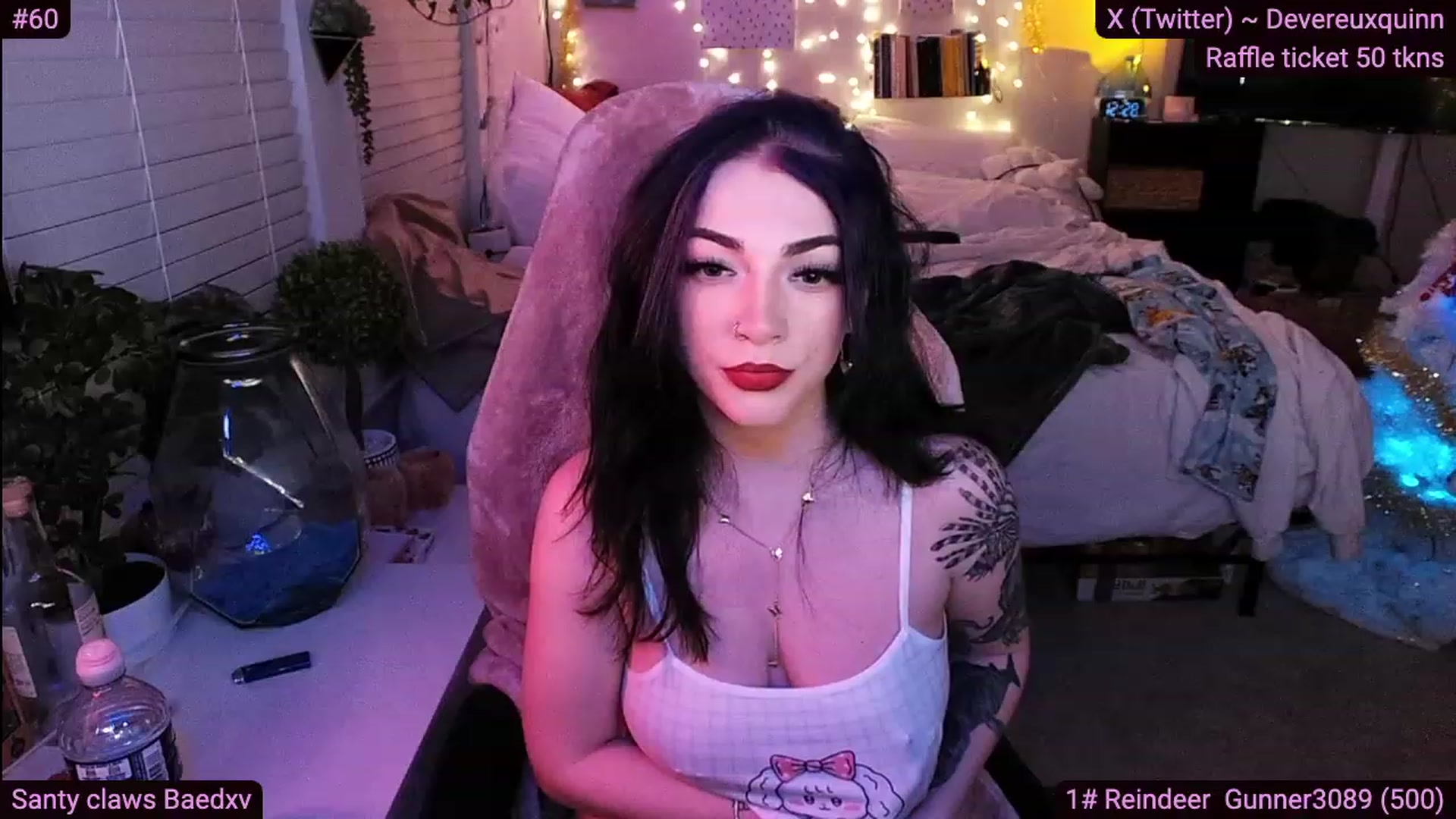 Gallery image thumbnail from Devereuxquinn's myfreecams stream on, 12/15/2023, 05:55 image 1 of 20