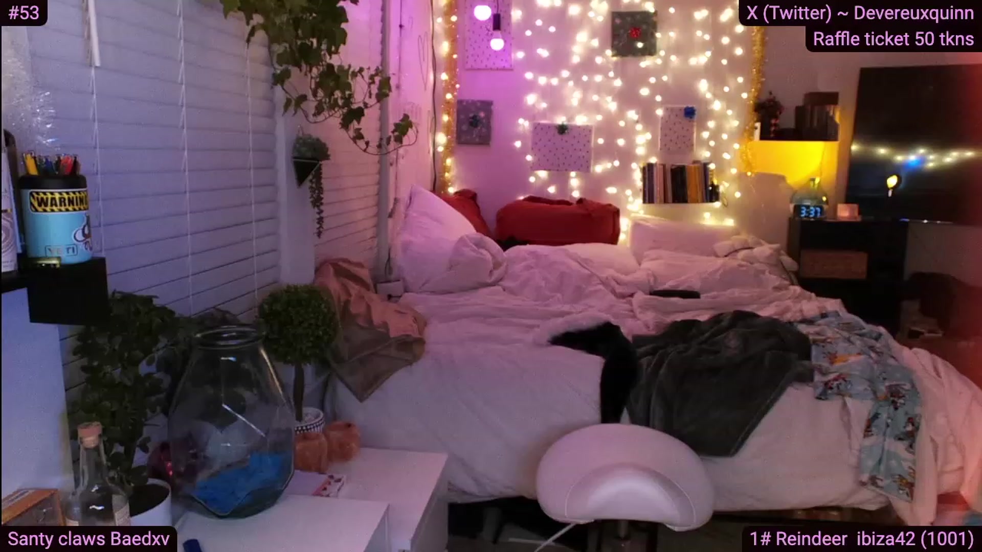 Gallery image thumbnail from Devereuxquinn's myfreecams stream on, 12/15/2023, 10:07 image 11 of 20