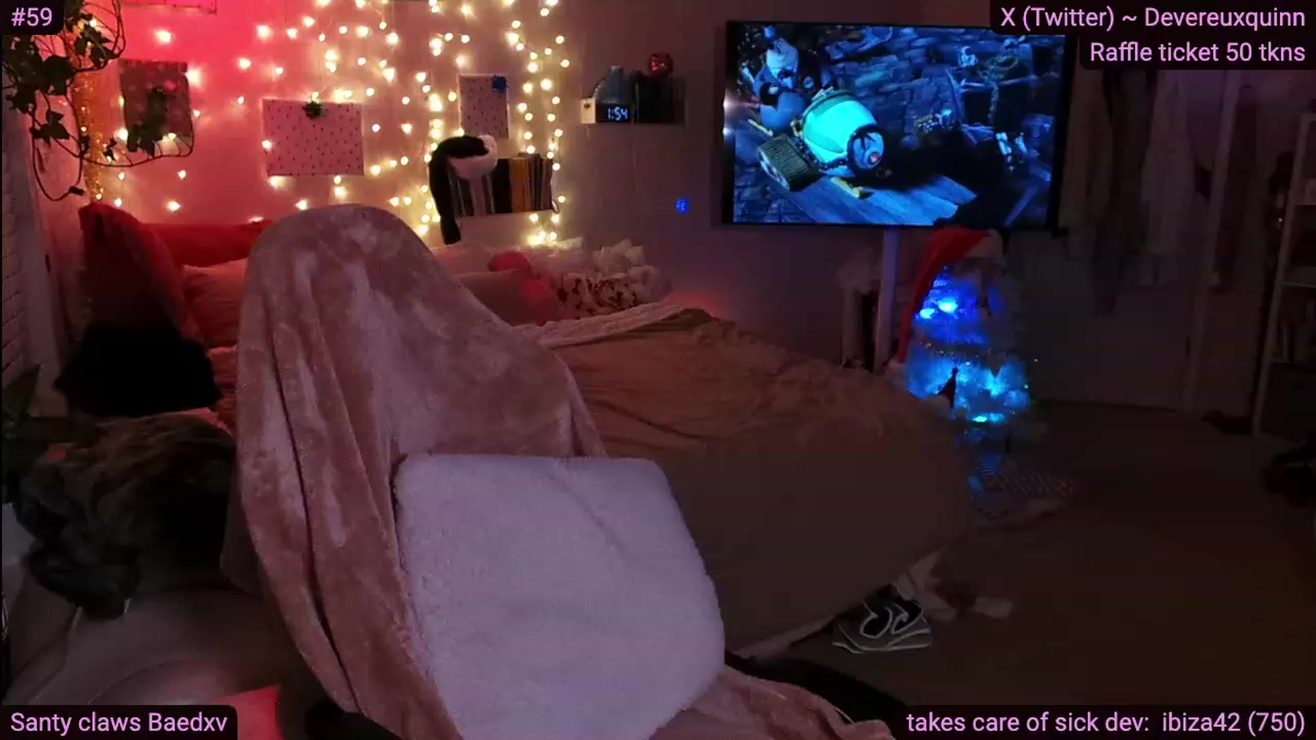 Gallery image thumbnail from Devereuxquinn's myfreecams stream on, 12/20/2023, 08:21 image 13 of 20