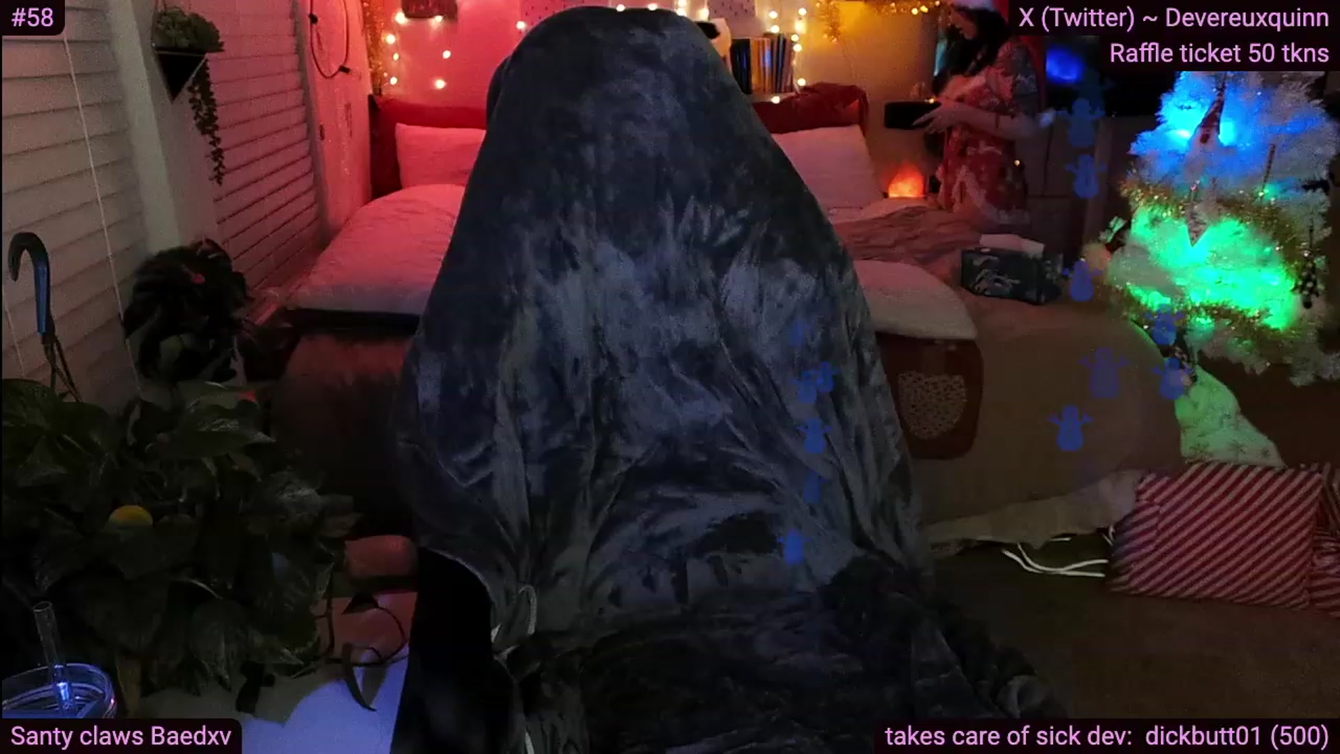 Gallery image thumbnail from Devereuxquinn's myfreecams stream on, 12/21/2023, 06:57 image 13 of 20