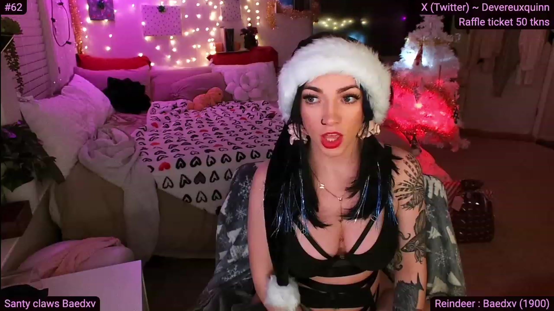 Gallery image thumbnail from Devereuxquinn's myfreecams stream on, 12/22/2023, 06:00 image 16 of 20