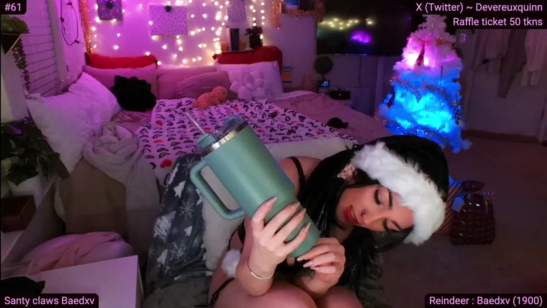Gallery image thumbnail from Devereuxquinn's myfreecams stream on, 12/22/2023, 06:59 image 5 of 20