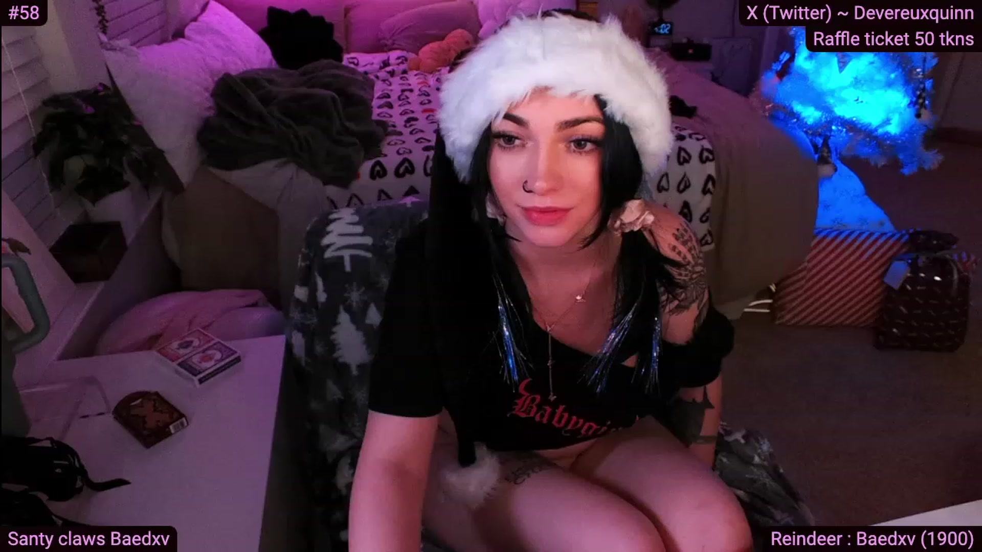 Gallery image thumbnail from Devereuxquinn's myfreecams stream on, 12/22/2023, 09:08 image 20 of 20