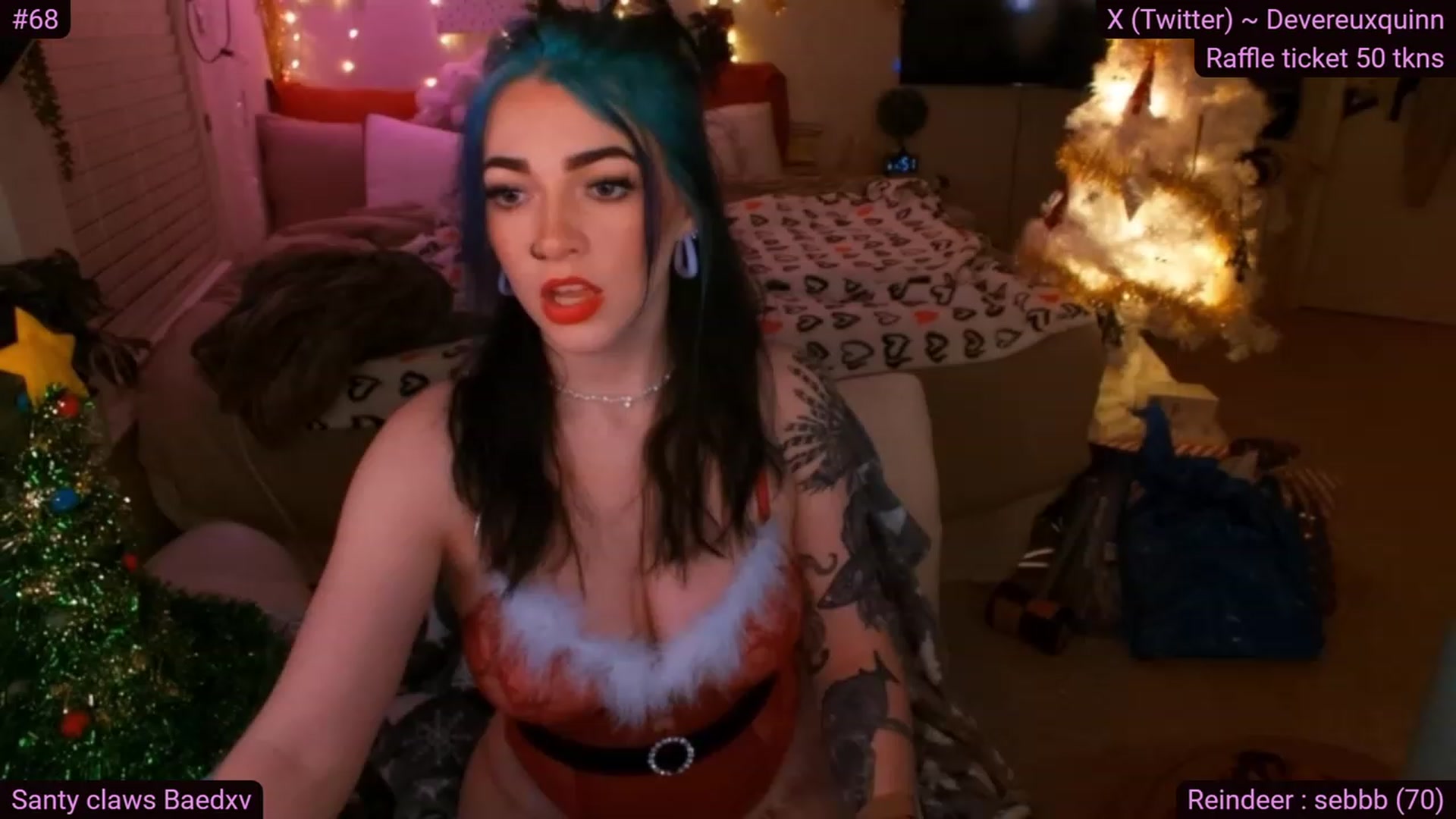 Gallery image thumbnail from Devereuxquinn's myfreecams stream on, 12/24/2023, 05:15 image 11 of 20