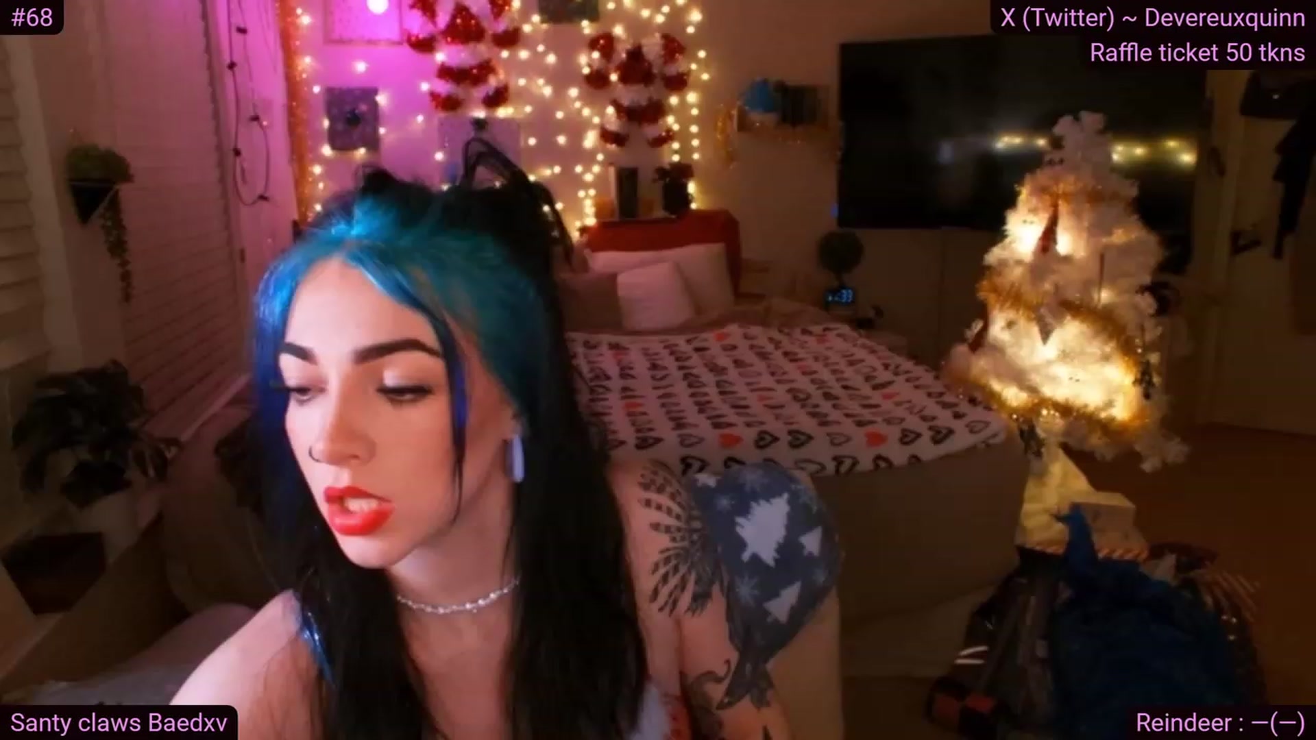 Gallery image thumbnail from Devereuxquinn's myfreecams stream on, 12/24/2023, 05:15 image 2 of 20