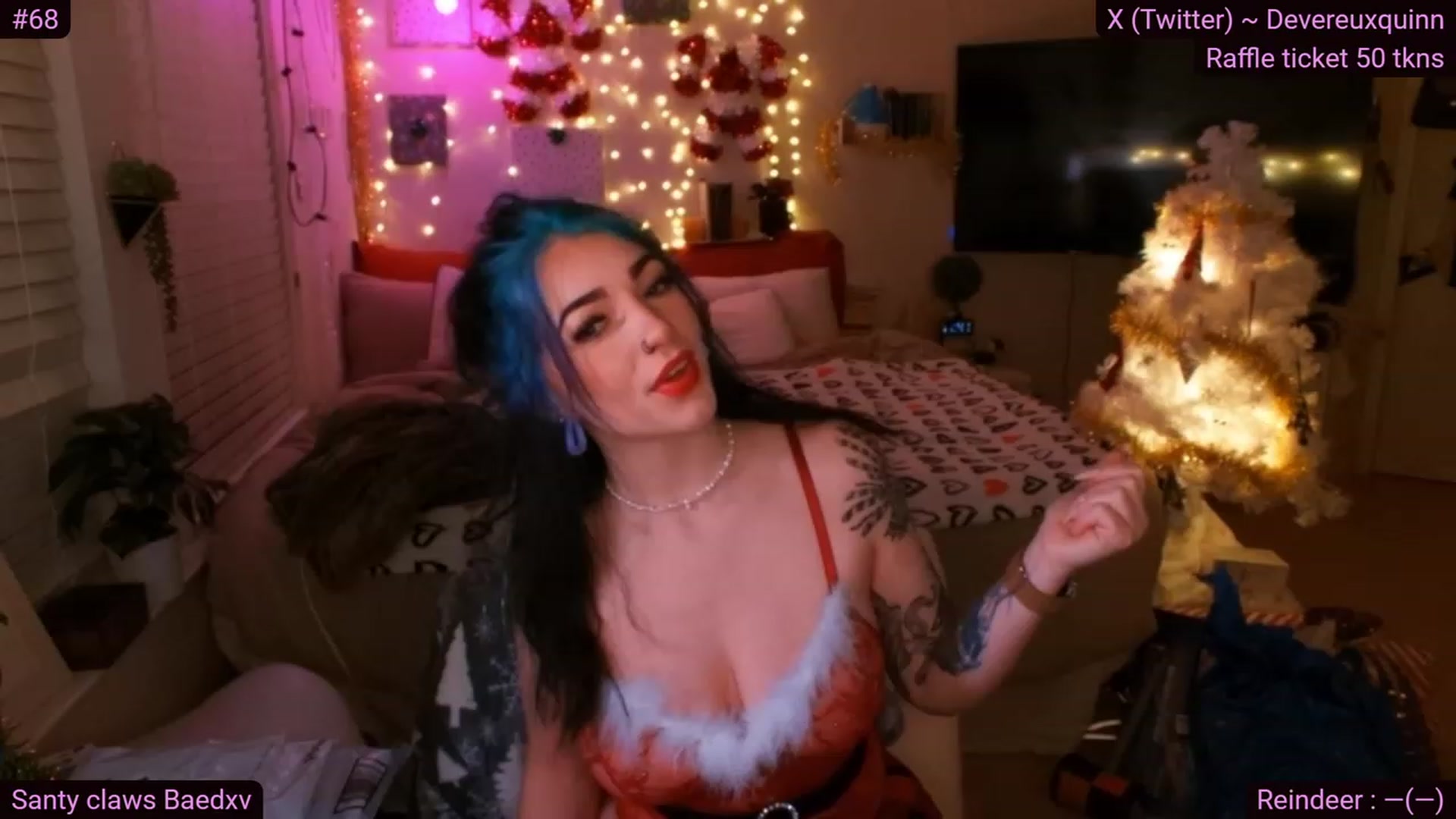 Gallery image thumbnail from Devereuxquinn's myfreecams stream on, 12/24/2023, 05:15 image 6 of 20