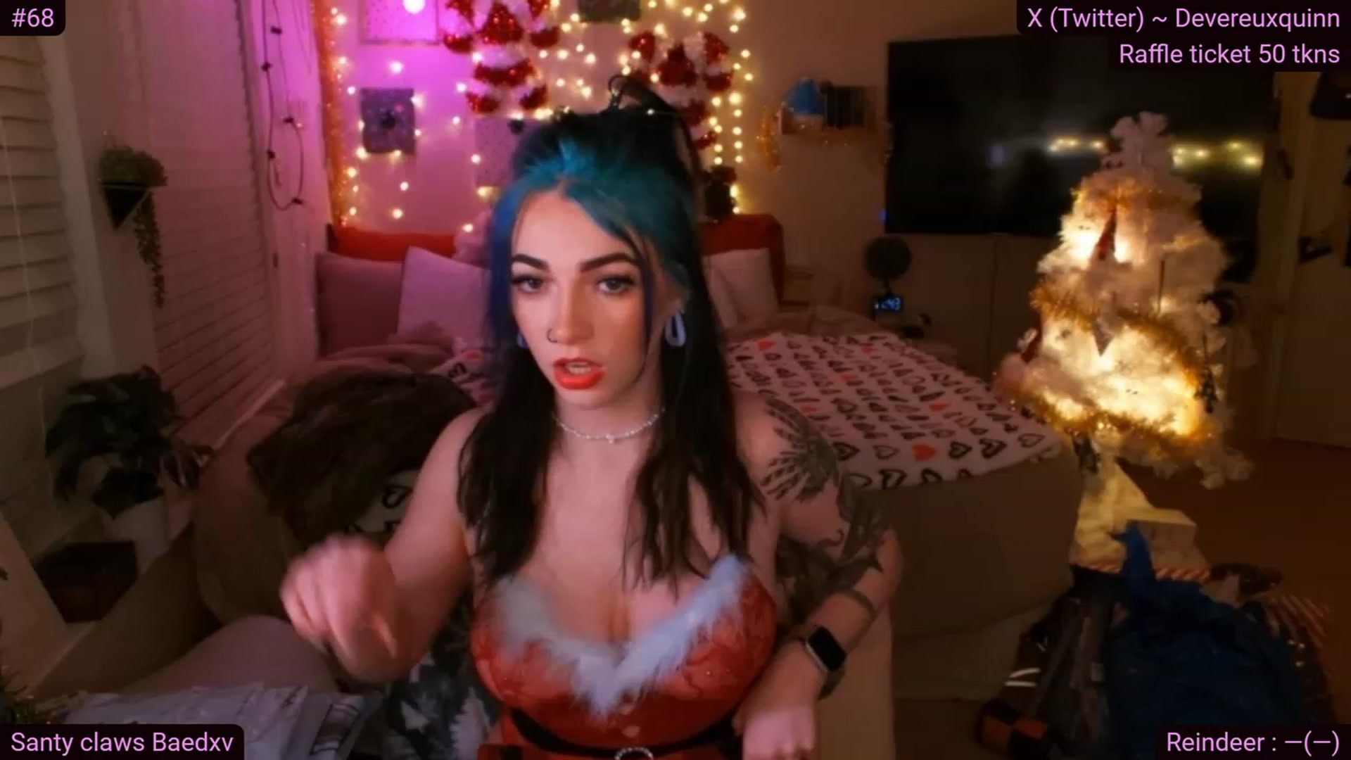 Gallery image thumbnail from Devereuxquinn's myfreecams stream on, 12/24/2023, 05:15 image 7 of 20
