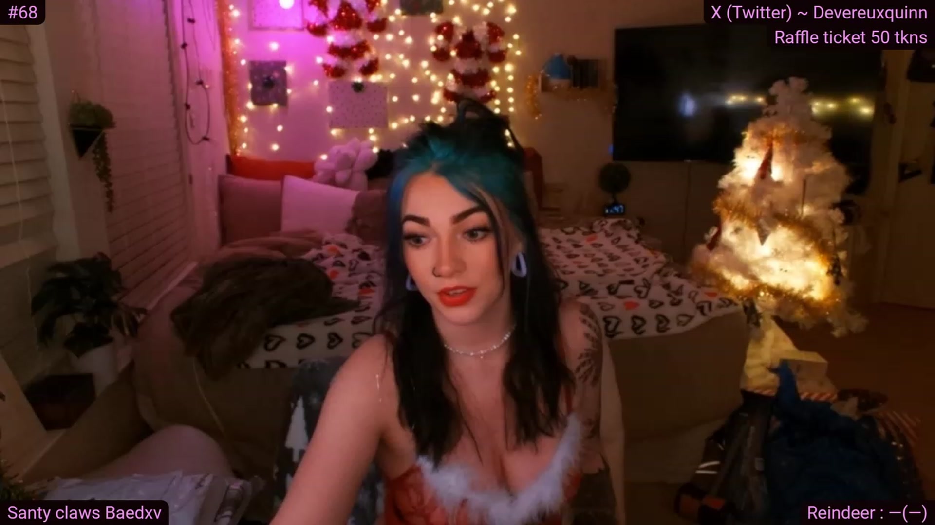 Gallery image thumbnail from Devereuxquinn's myfreecams stream on, 12/24/2023, 05:15 image 9 of 20