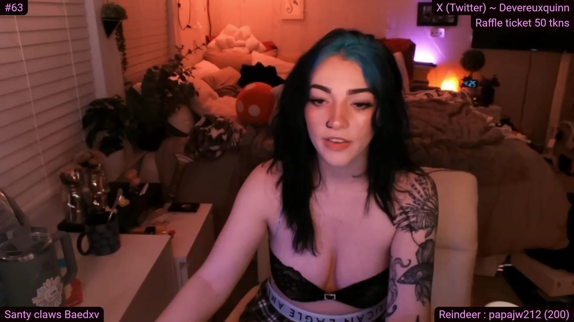 Gallery image thumbnail from Devereuxquinn's myfreecams stream on, 12/28/2023, 10:19 image 15 of 20