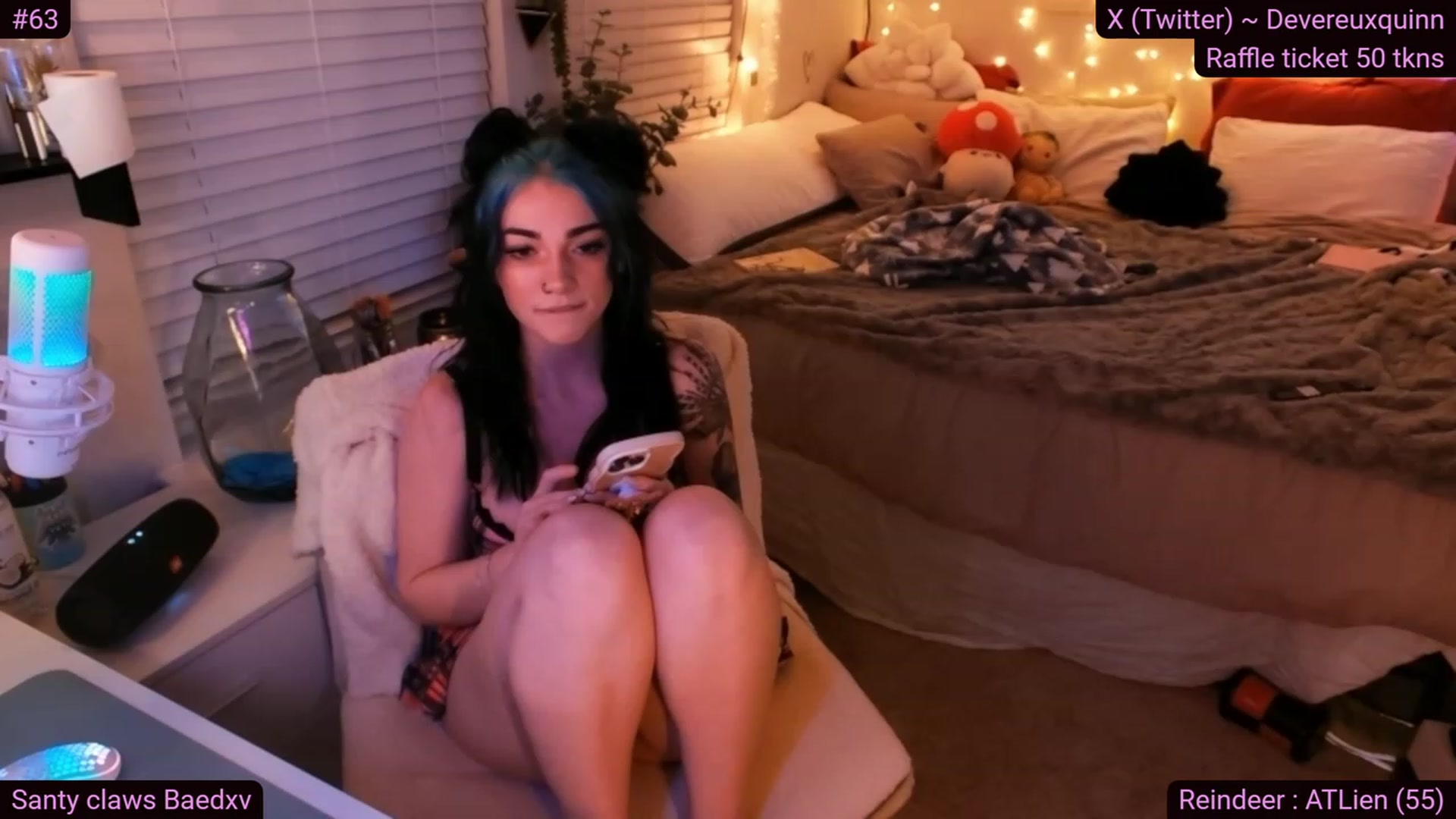 Gallery image thumbnail from Devereuxquinn's myfreecams stream on, 12/29/2023, 06:03 image 5 of 20