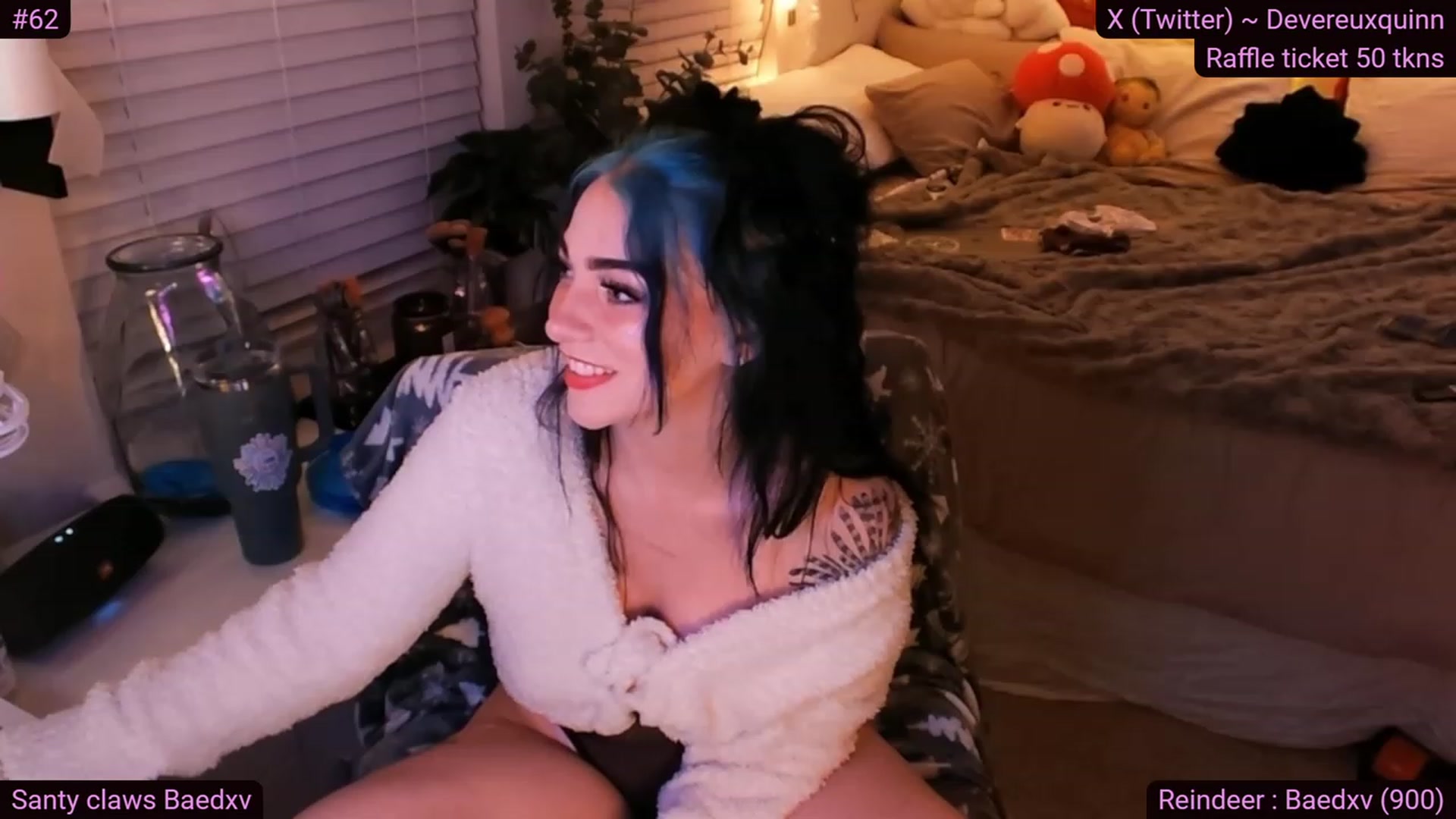 Gallery image thumbnail from Devereuxquinn's myfreecams stream on, 12/29/2023, 08:09 image 19 of 20