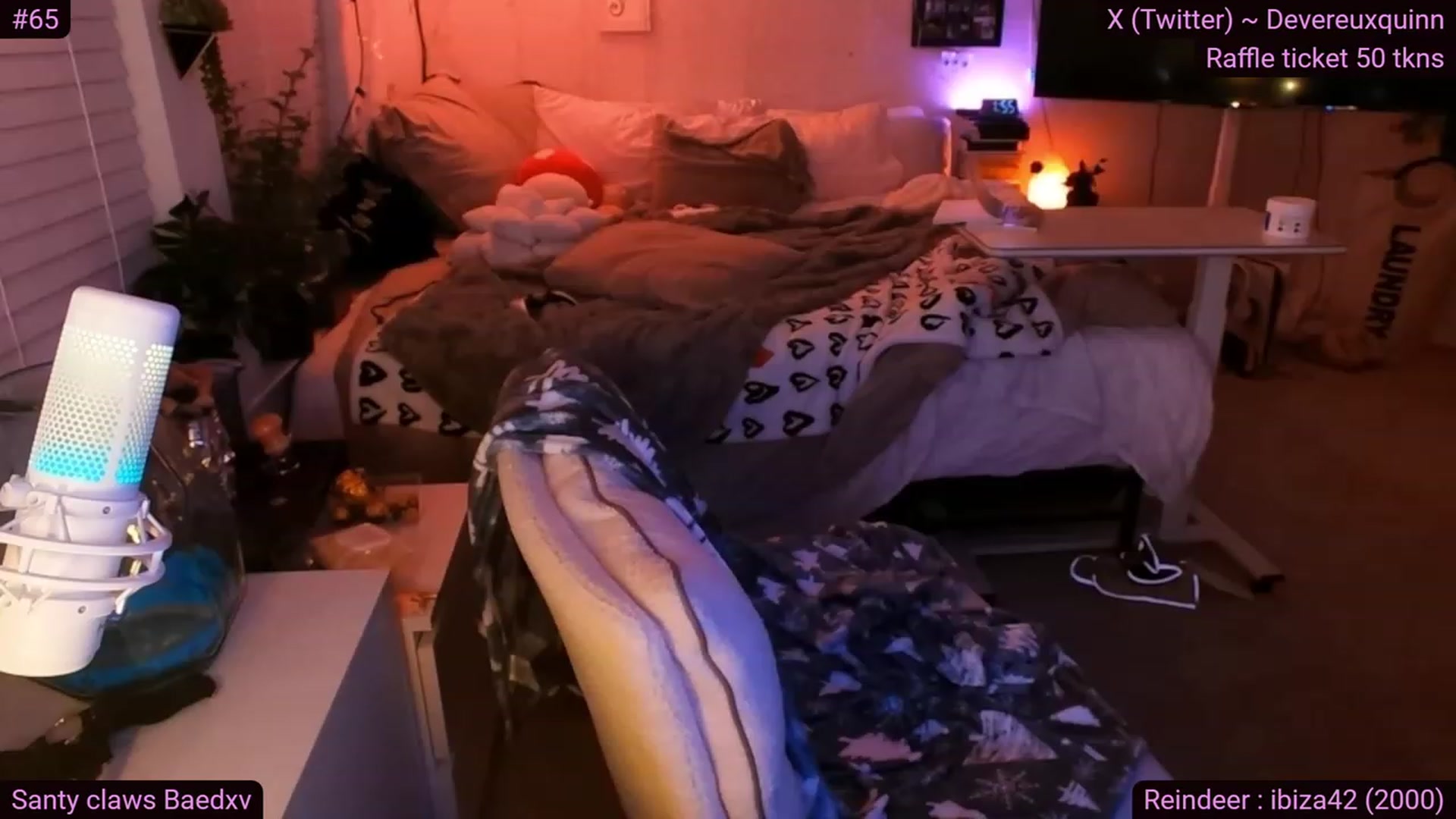 Gallery image thumbnail from Devereuxquinn's myfreecams stream on, 12/31/2023, 07:04 image 20 of 20
