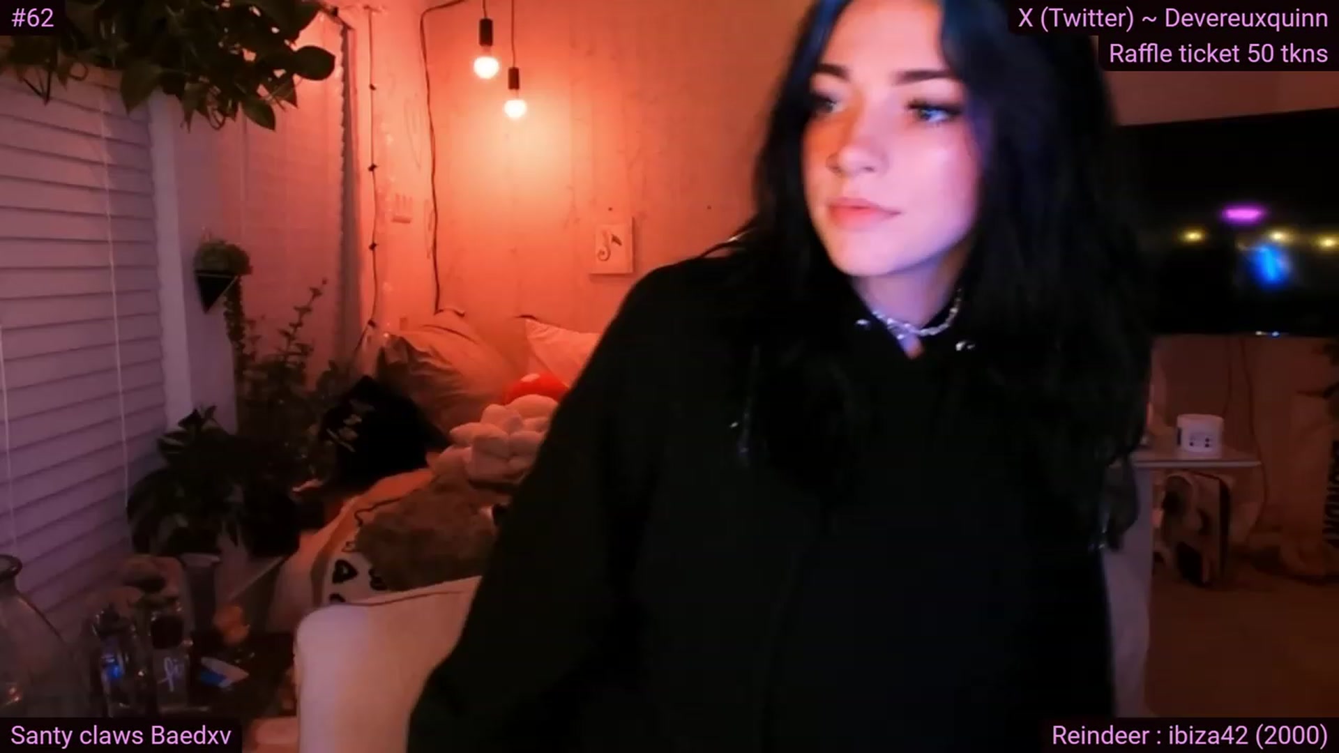 Gallery image thumbnail from Devereuxquinn's myfreecams stream on, 12/31/2023, 11:51 image 12 of 20