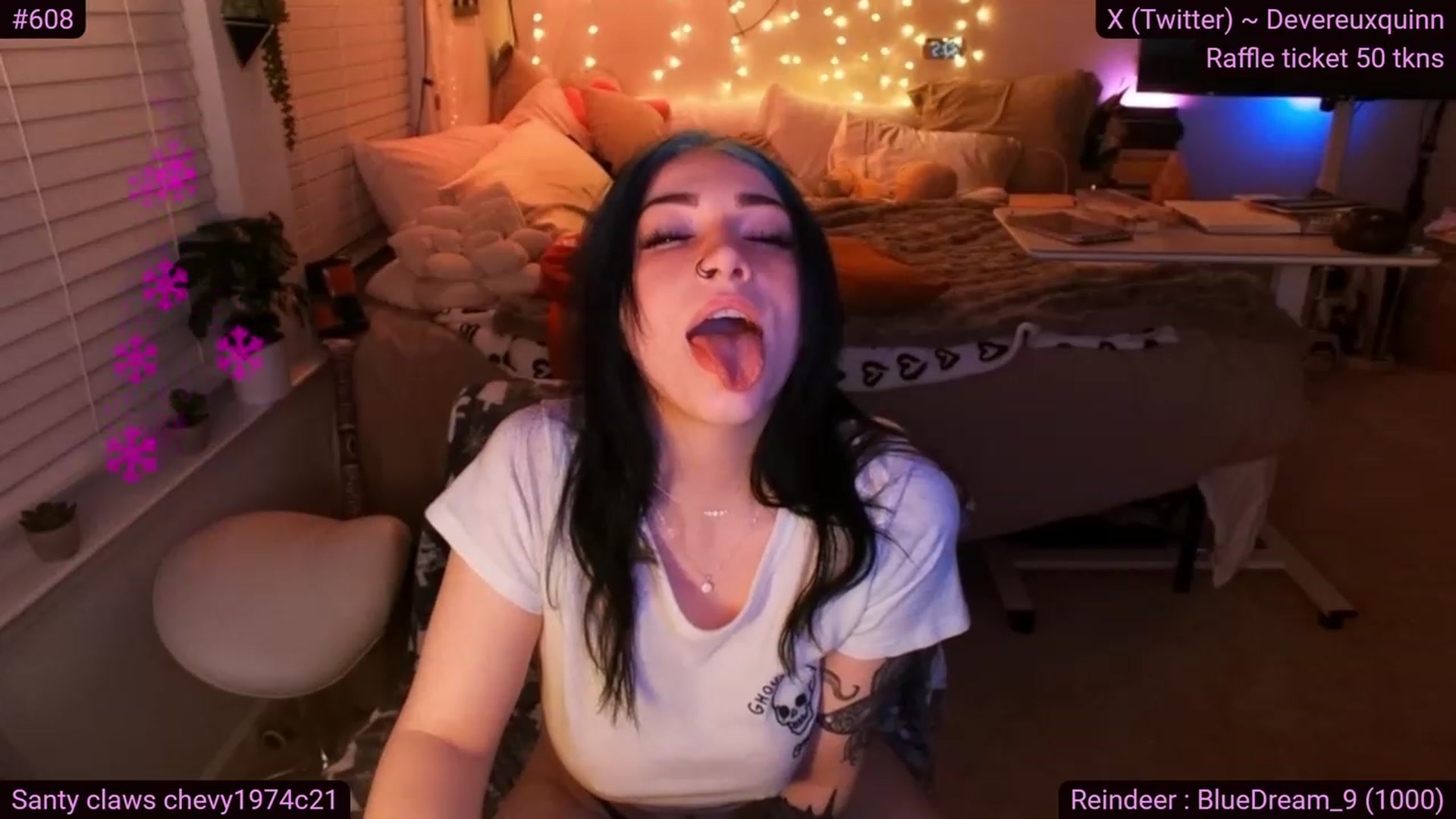 Gallery image thumbnail from Devereuxquinn's myfreecams stream on, 01/03/2024, 07:35 image 15 of 20