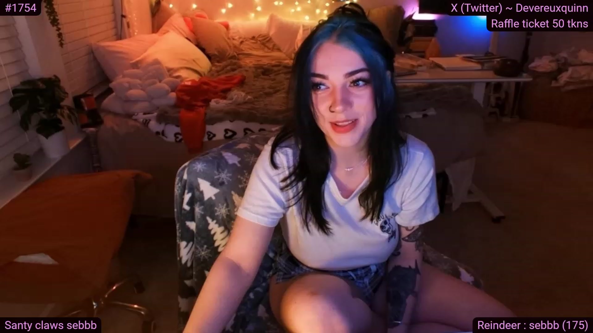 Gallery image thumbnail from Devereuxquinn's myfreecams stream on, 01/03/2024, 07:35 image 2 of 20
