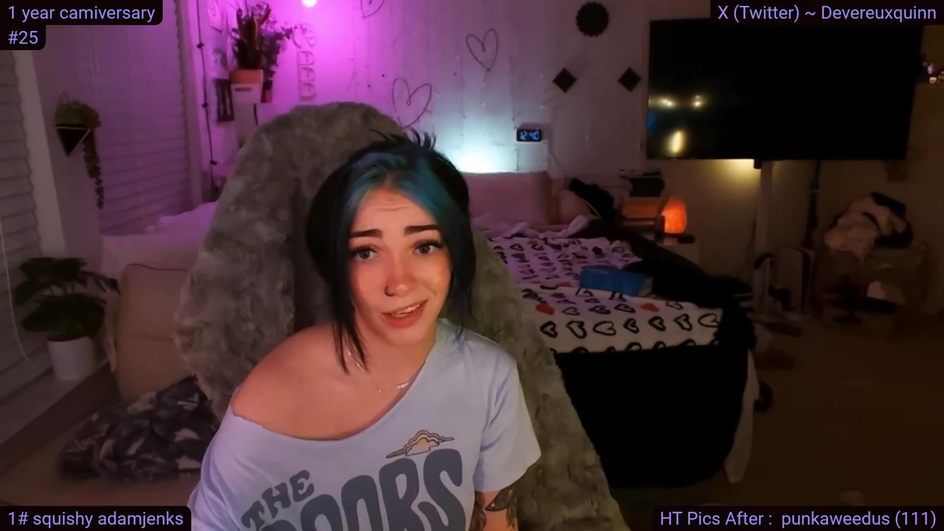 Gallery image thumbnail from Devereuxquinn's myfreecams stream on, 01/10/2024, 06:33 image 6 of 20