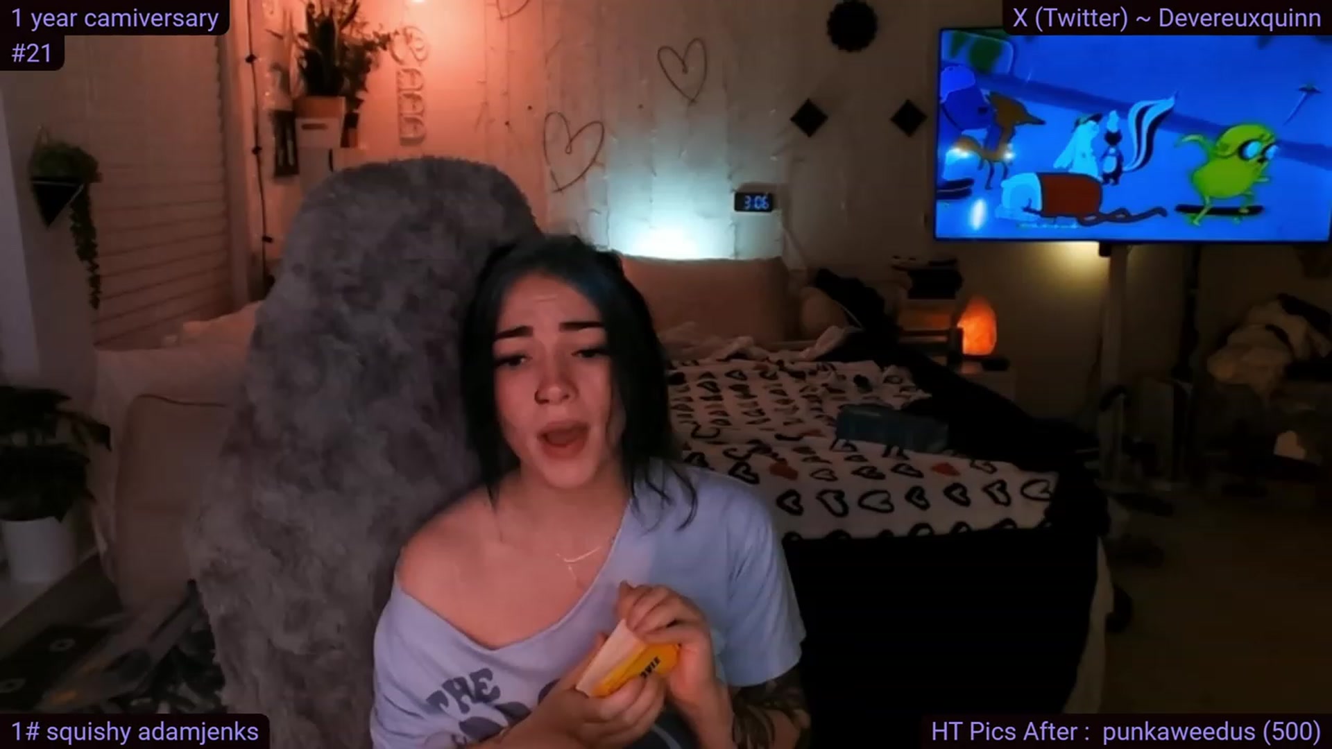 Gallery image thumbnail from Devereuxquinn's myfreecams stream on, 01/10/2024, 08:14 image 15 of 20