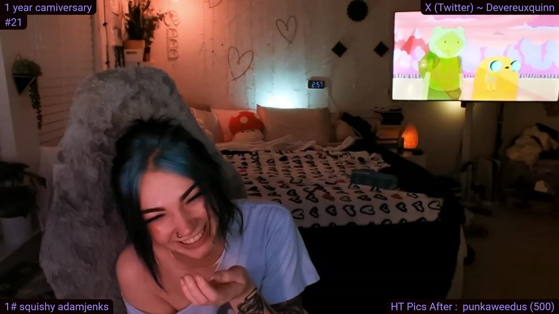 Gallery image thumbnail from Devereuxquinn's myfreecams stream on, 01/10/2024, 08:14 image 3 of 20