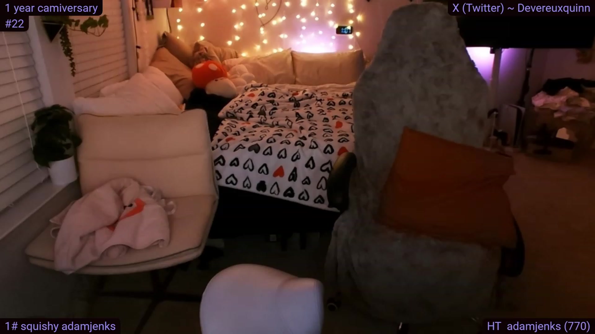 Gallery image thumbnail from Devereuxquinn's myfreecams stream on, 01/12/2024, 07:36 image 11 of 20