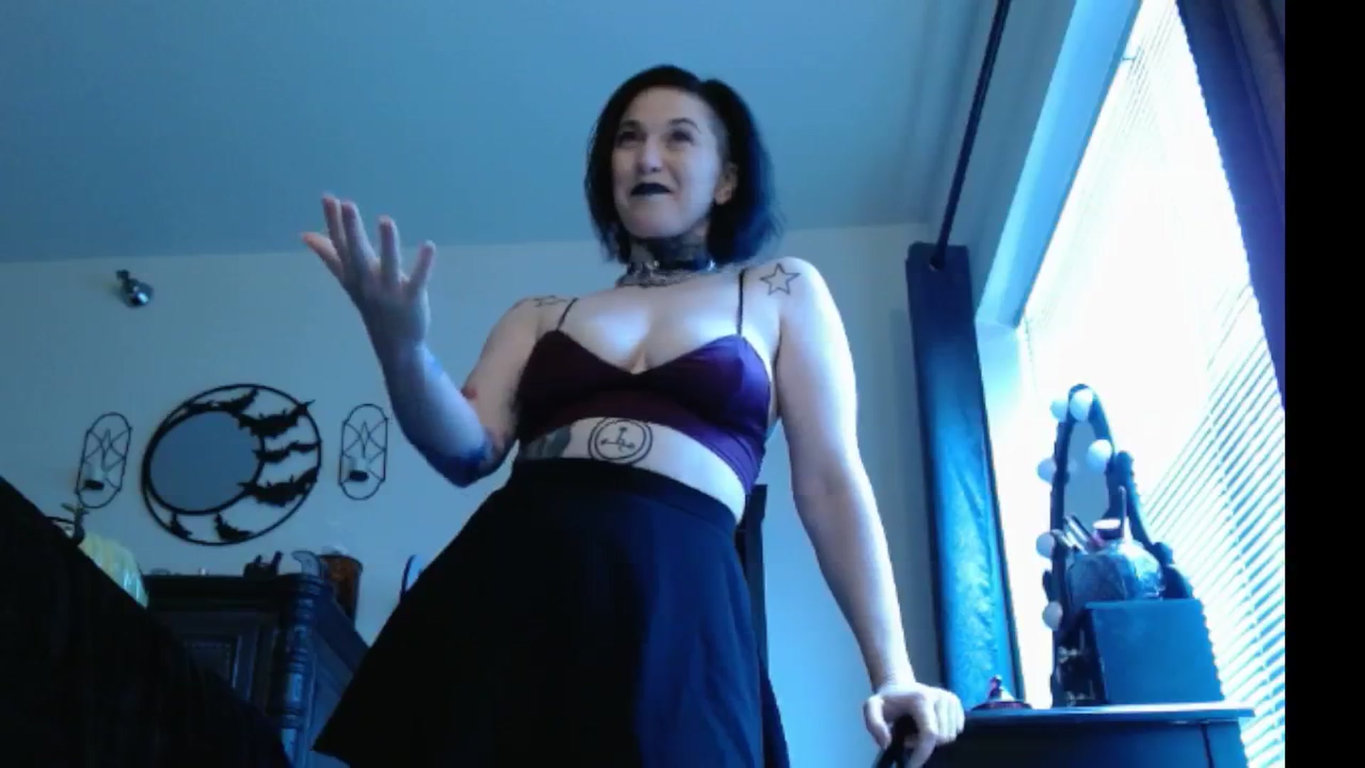 Gallery image thumbnail from DeviantDione's myfreecams stream on, 08/08/2024, 18:03 image 10 of 20