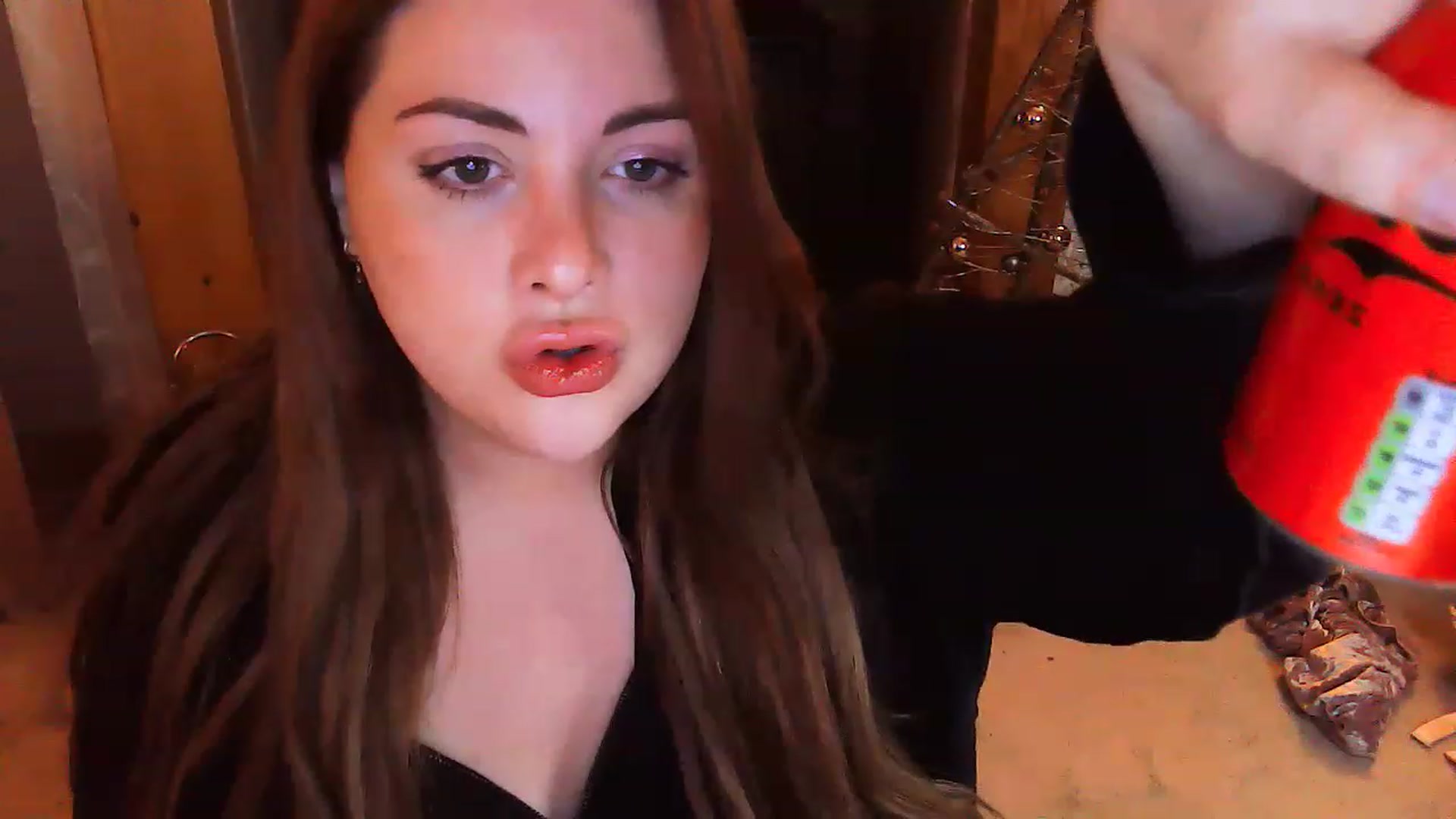 Gallery image thumbnail from DevilDoll_x's myfreecams stream on, 12/16/2022, 09:00 image 18 of 20