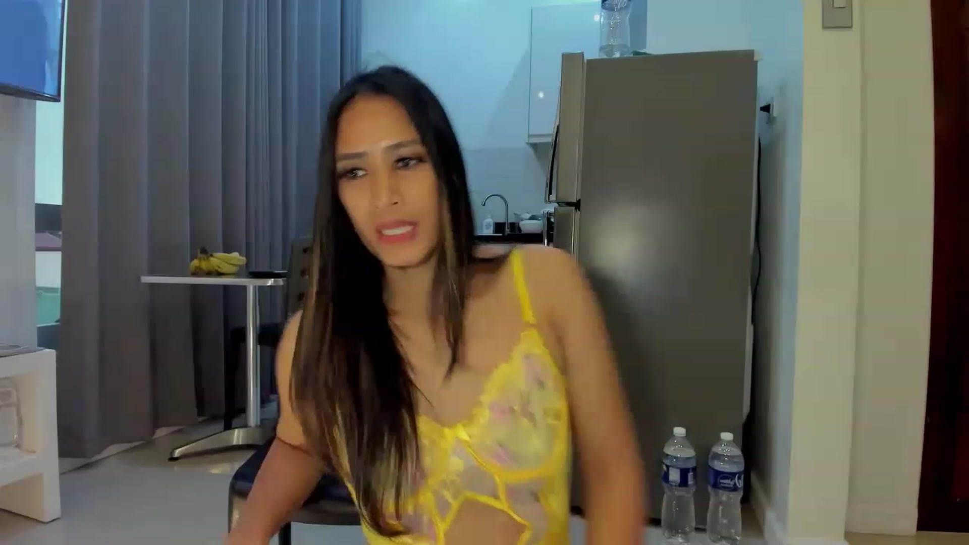 Gallery image thumbnail from DevilTeaser's myfreecams stream on, 11/18/2022, 08:58 image 18 of 20