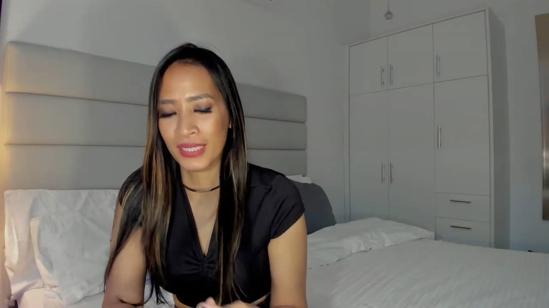 Gallery image thumbnail from DevilTeaser's myfreecams stream on, 11/18/2022, 15:18 image 15 of 20