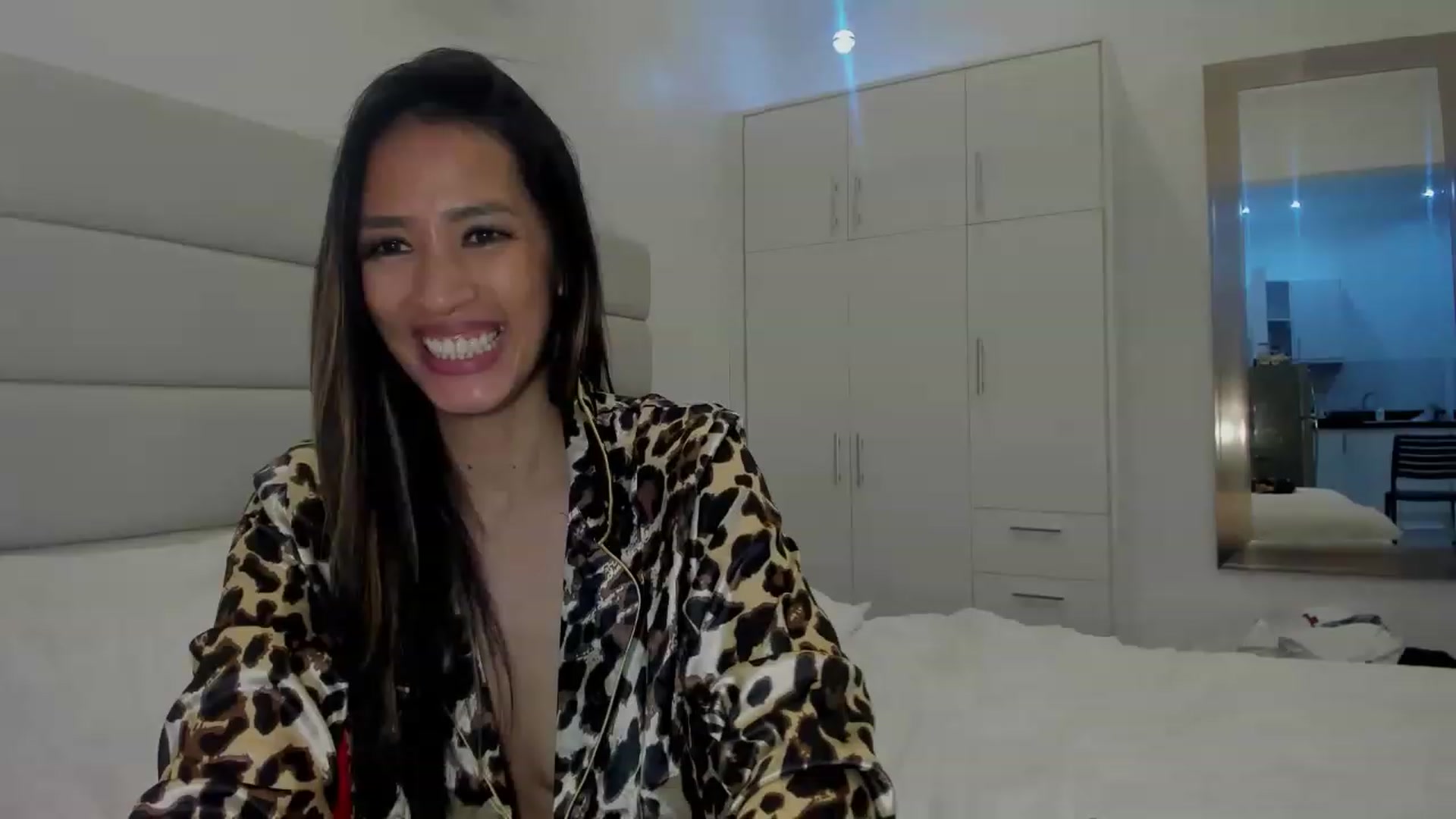 Gallery image thumbnail from DevilTeaser's myfreecams stream on, 11/19/2022, 08:11 image 19 of 20