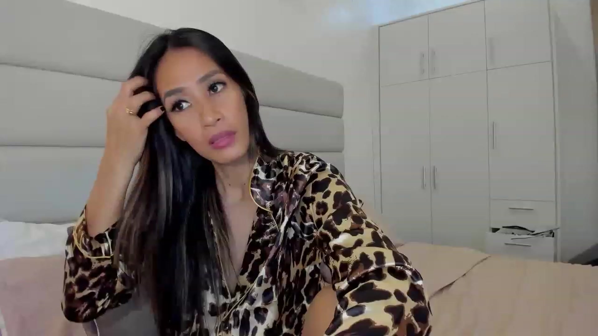 Gallery image thumbnail from DevilTeaser's myfreecams stream on, 11/22/2022, 08:16 image 11 of 20