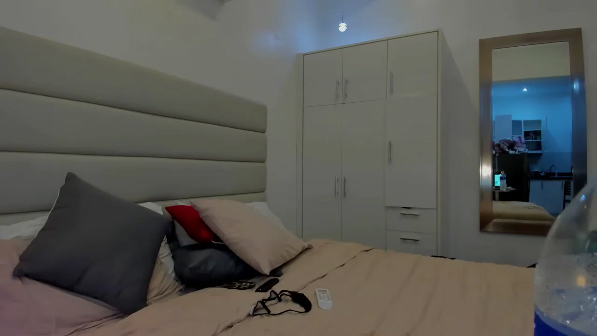 Gallery image thumbnail from DevilTeaser's myfreecams stream on, 11/22/2022, 14:50 image 3 of 20