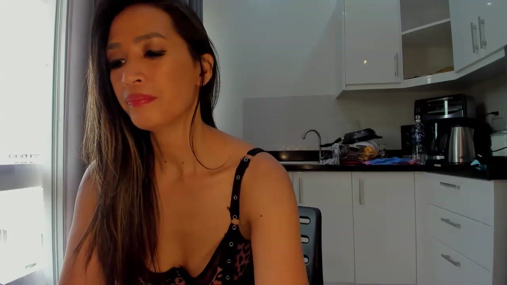 Gallery image thumbnail from DevilTeaser's myfreecams stream on, 11/25/2022, 04:29 image 17 of 20