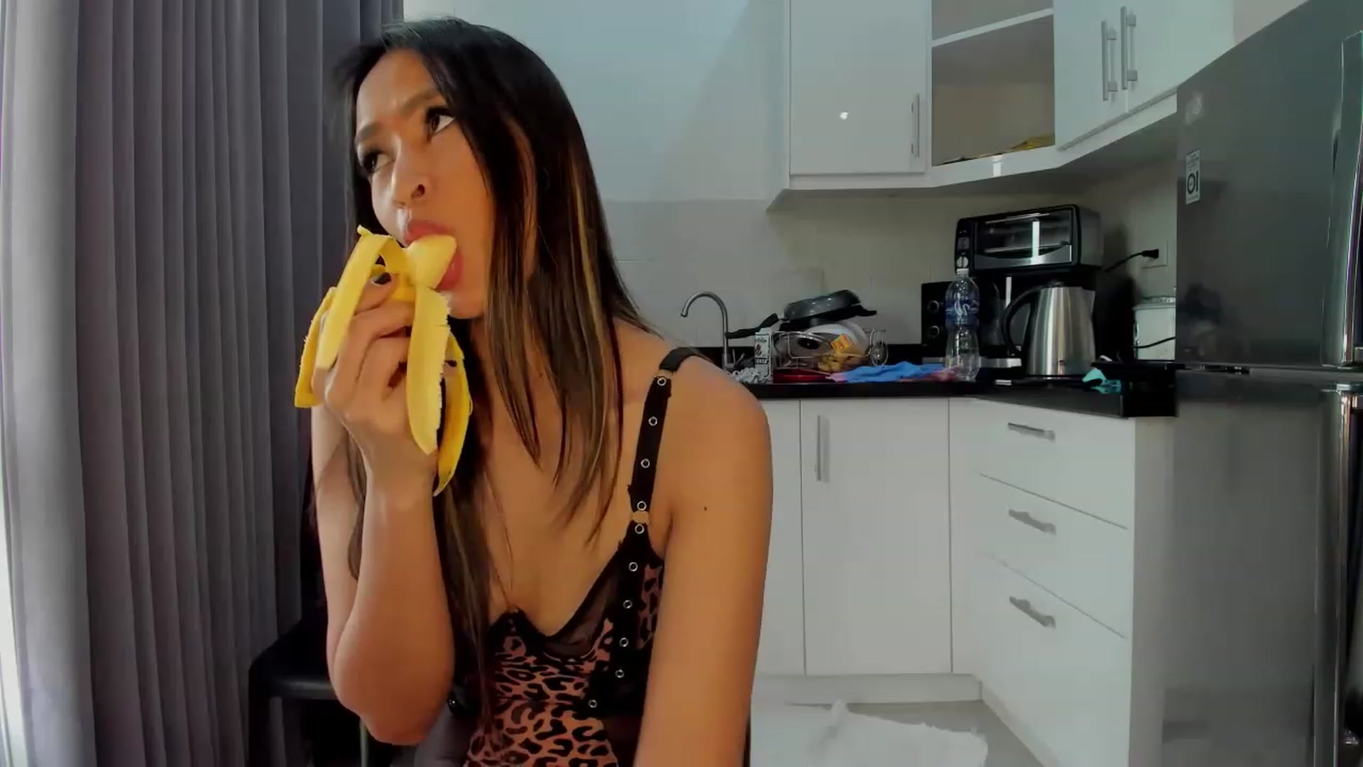 Gallery image thumbnail from DevilTeaser's myfreecams stream on, 11/25/2022, 04:29 image 5 of 20