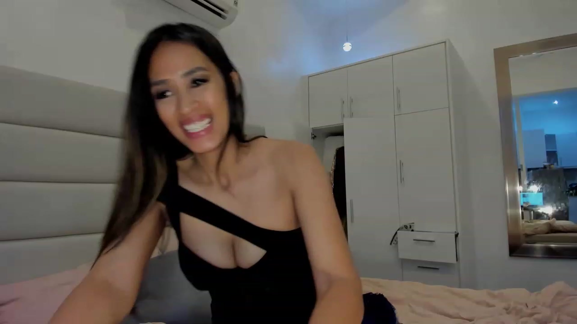 Gallery image thumbnail from DevilTeaser's myfreecams stream on, 11/26/2022, 16:01 image 13 of 20