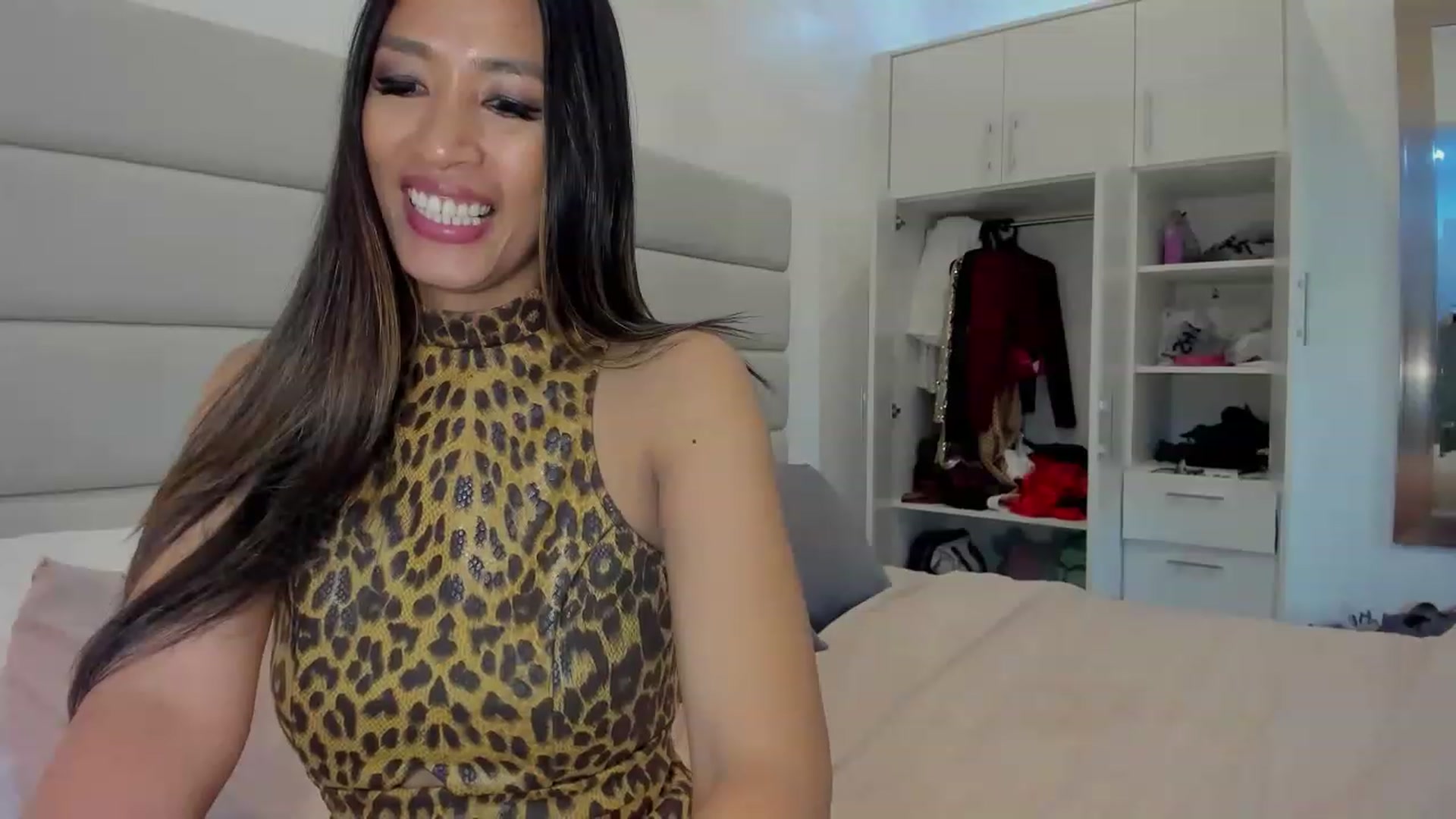 Gallery image thumbnail from DevilTeaser's myfreecams stream on, 11/29/2022, 05:34 image 11 of 20