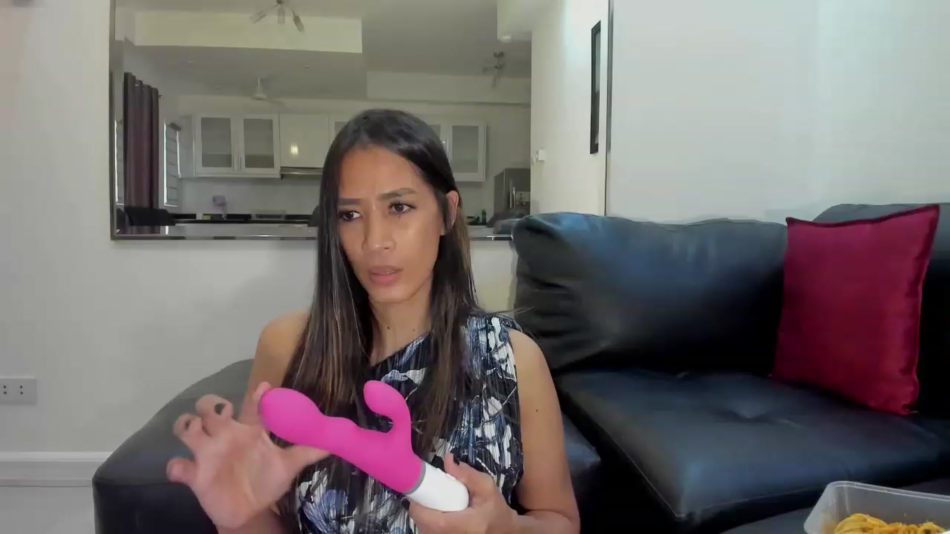 Gallery image thumbnail from DevilTeaser's myfreecams stream on, 12/12/2022, 08:18 image 7 of 20