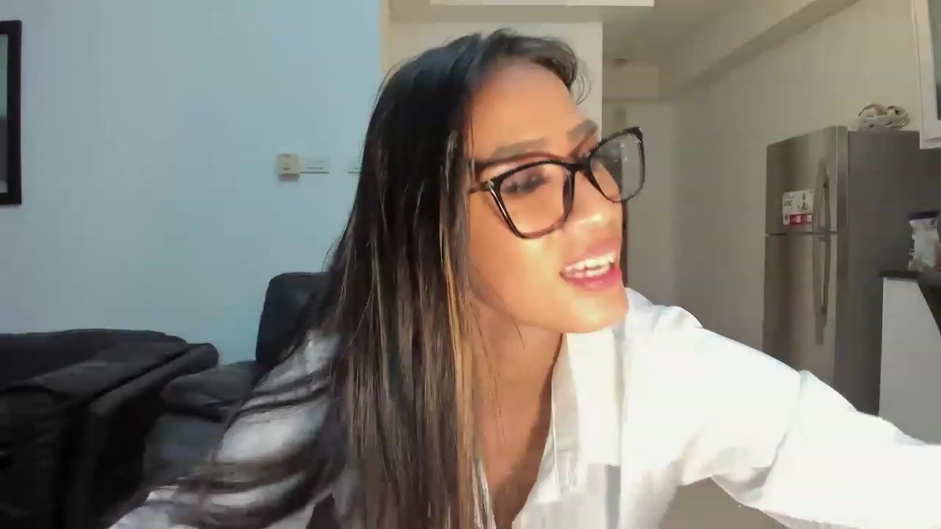 Gallery image thumbnail from DevilTeaser's myfreecams stream on, 12/20/2022, 16:09 image 4 of 20
