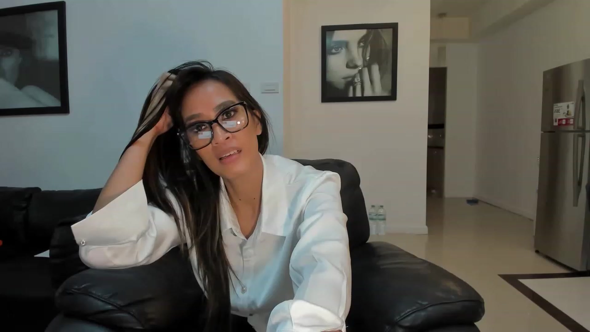 Gallery image thumbnail from DevilTeaser's myfreecams stream on, 12/20/2022, 16:59 image 5 of 20