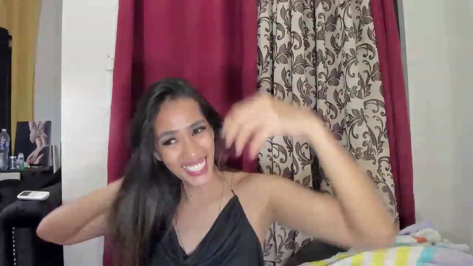 Gallery image thumbnail from DevilTeaser's myfreecams stream on, 12/25/2022, 19:28 image 7 of 20