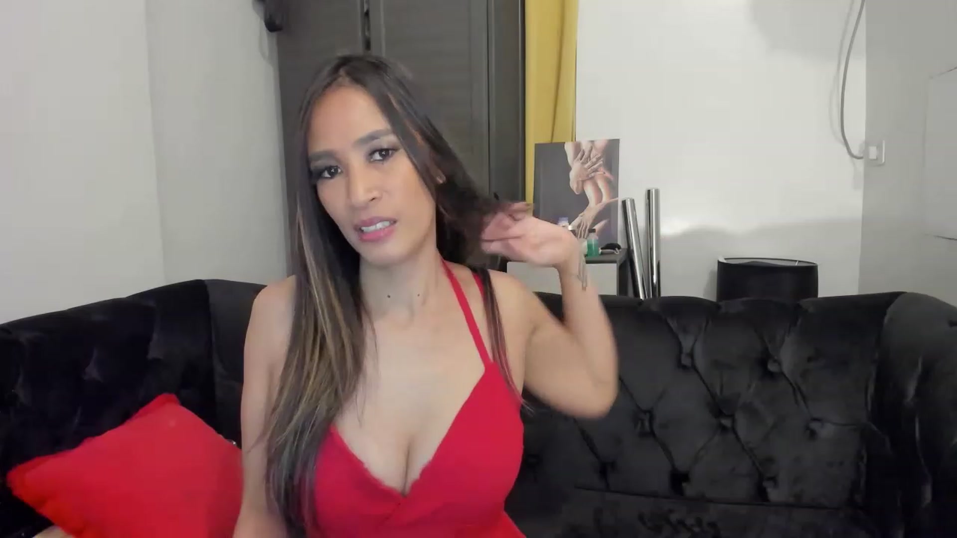 Gallery image thumbnail from DevilTeaser's myfreecams stream on, 12/27/2022, 13:06 image 15 of 20