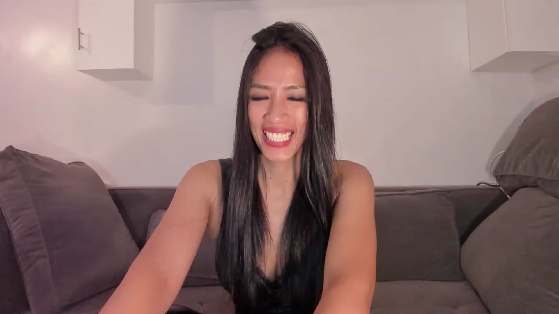 Gallery image thumbnail from DevilTeaser's myfreecams stream on, 05/31/2023, 14:27 image 15 of 20
